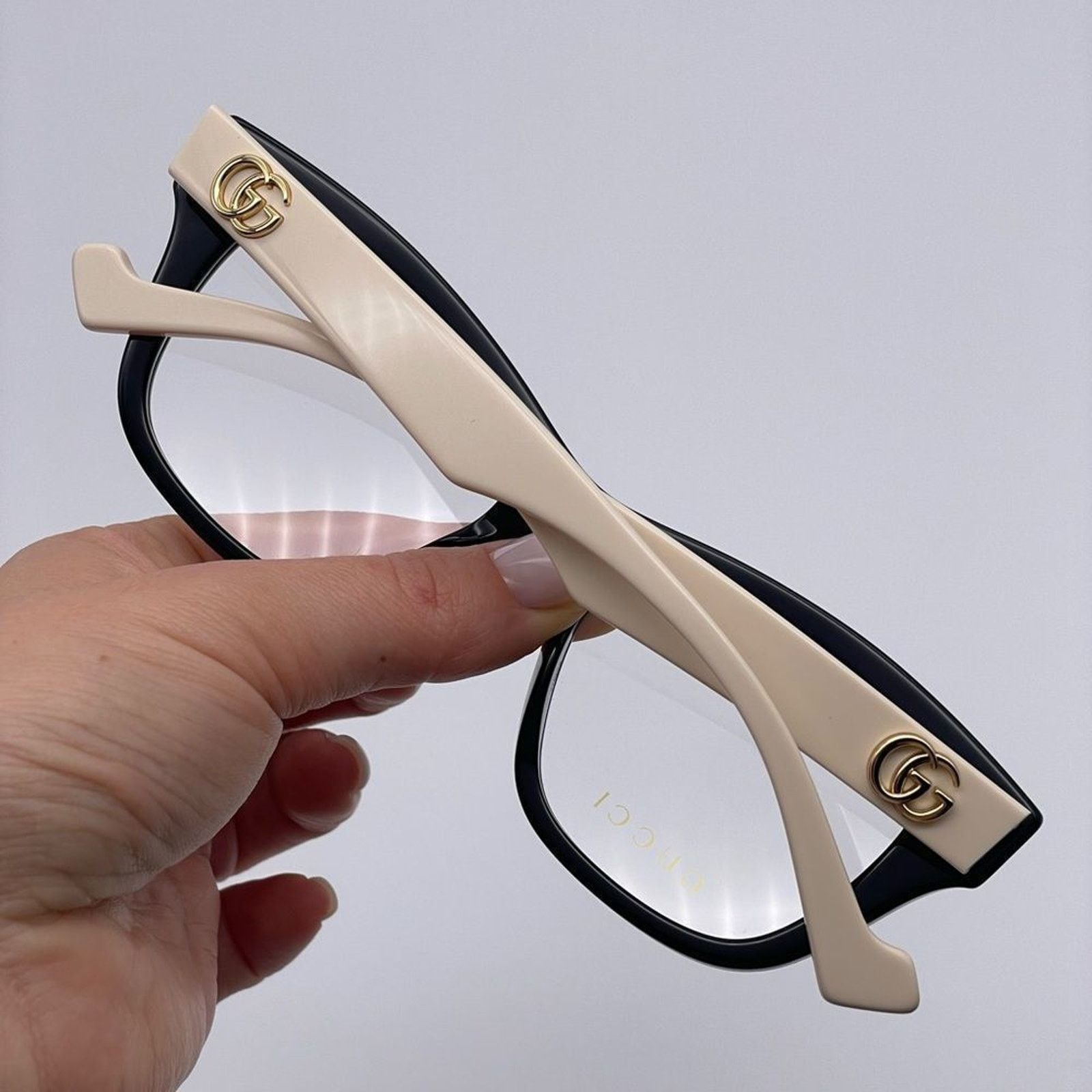 Gucci BRAND NEW GUCCI GG0999O 002 Black/White Transparent Women Size ONE SIZE - 10 Thumbnail