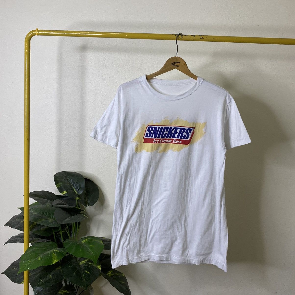 Vintage 1990s Snickers Ice Cream Bar Promo T Shirt Size US M / EU 48-50 / 2 - 1 Thumbnail