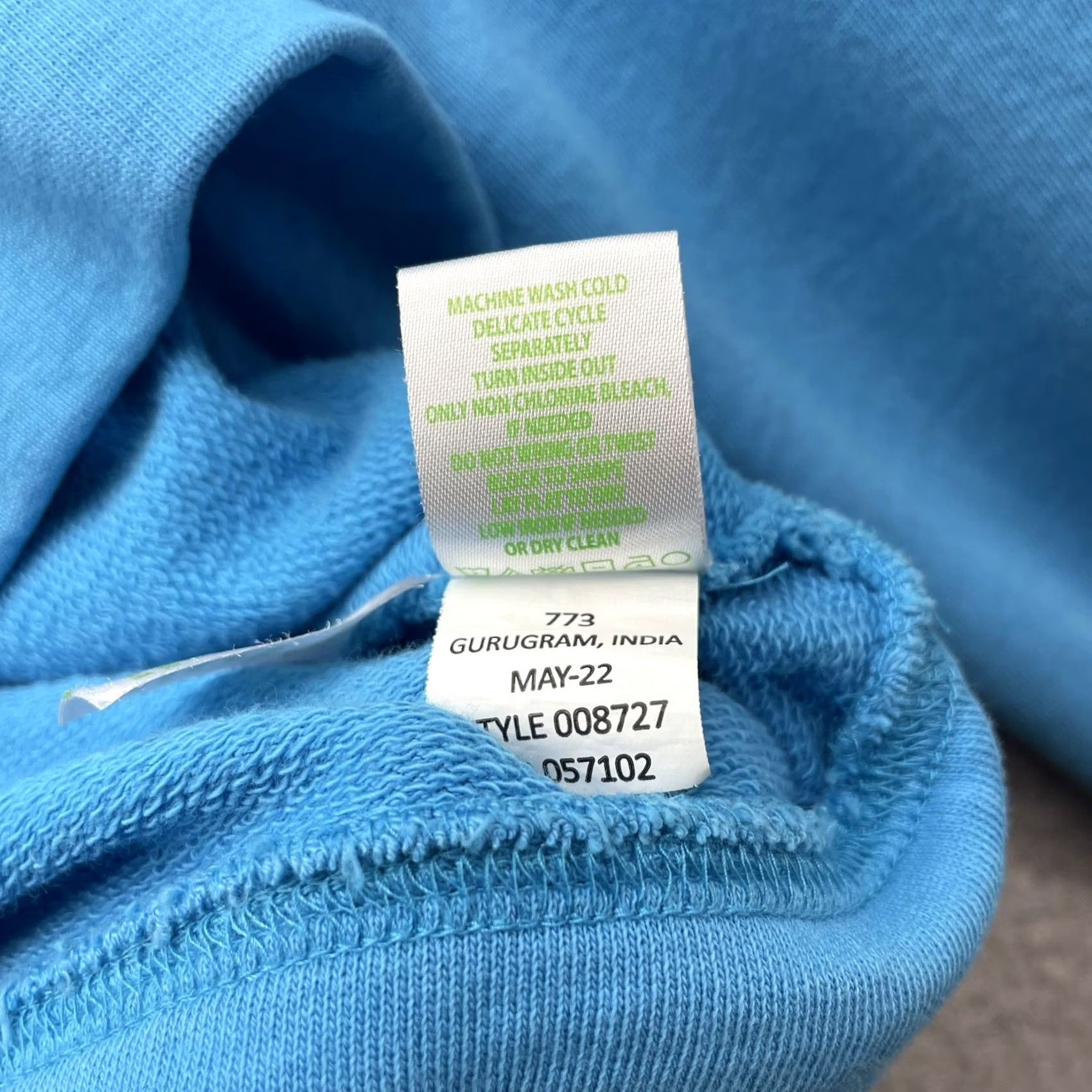 Lilly Pulitzer Lilly Pulitzer Sweatshirt Womens Medium Turquoise Crew Neck Lacey Eyelet Rooney Size M / US 6-8 / IT 42-44 - 7 Thumbnail