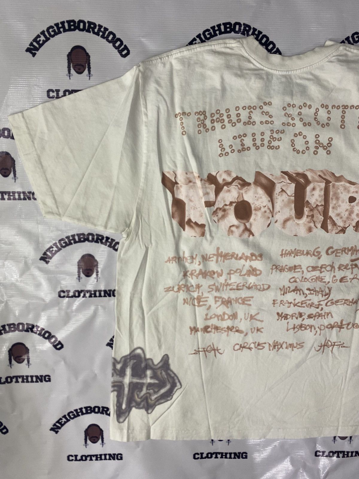 Travis Scott TRAVIS SCOTT UTOPIA EUROPE TOUR TEE. Size US XL / EU 56 / 4 - 5 Thumbnail