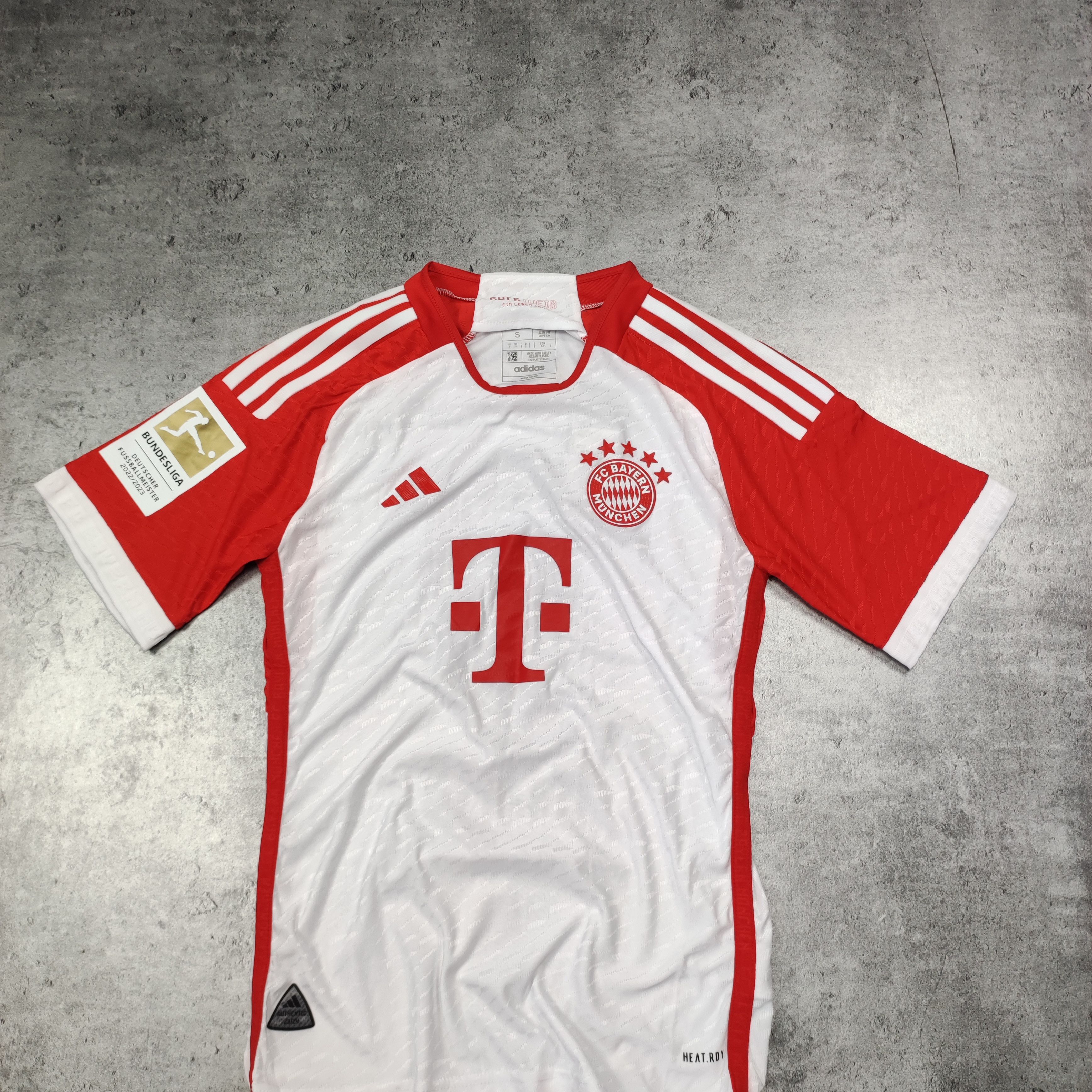 Adidas Bayern Munich x Adidas #9 Kane Adidas PRO Home Jersey Size US S / EU 44-46 / 1 - 3 Thumbnail