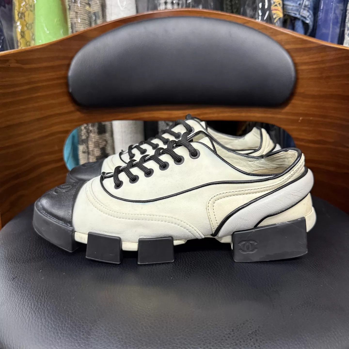 Chanel Chanel Black & White Moon Sneakers 36.5 Excellent Size US 6 / IT 36 - 6 Thumbnail