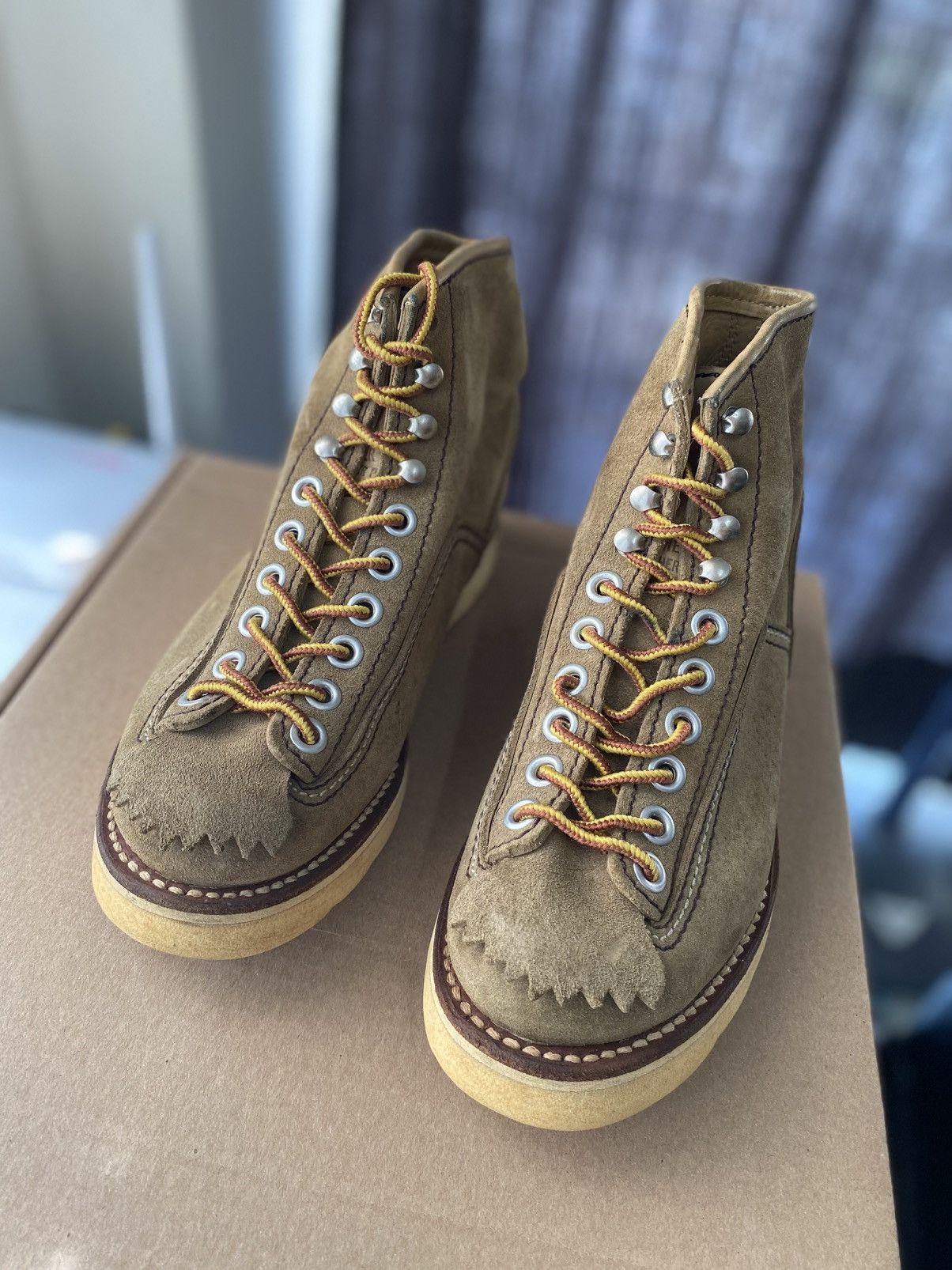 LONE WOLF × Sugar Cane MENS BEIGE SUEDE CALF F01616 HIGH LACE UP HUNTER WORK BOOTS Size US 5 / EU 37 - 2 Thumbnail
