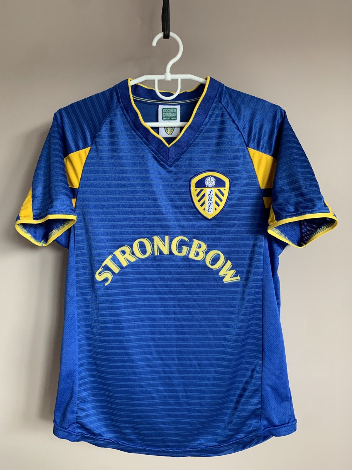 Vintage Leeds United 2001 Home Football Shirt Score Draw Retro Sz S Size US S / EU 44-46 / 1 - 1 Thumbnail