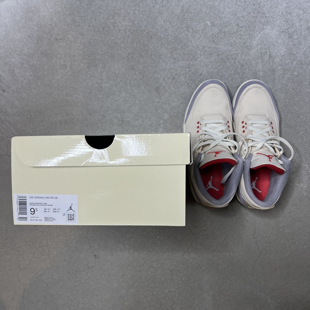 Jordan Brand Nike Air Jordan 3 Retro Muslin 9.5 Size US 9.5 / EU 42-43 - 6 Thumbnail