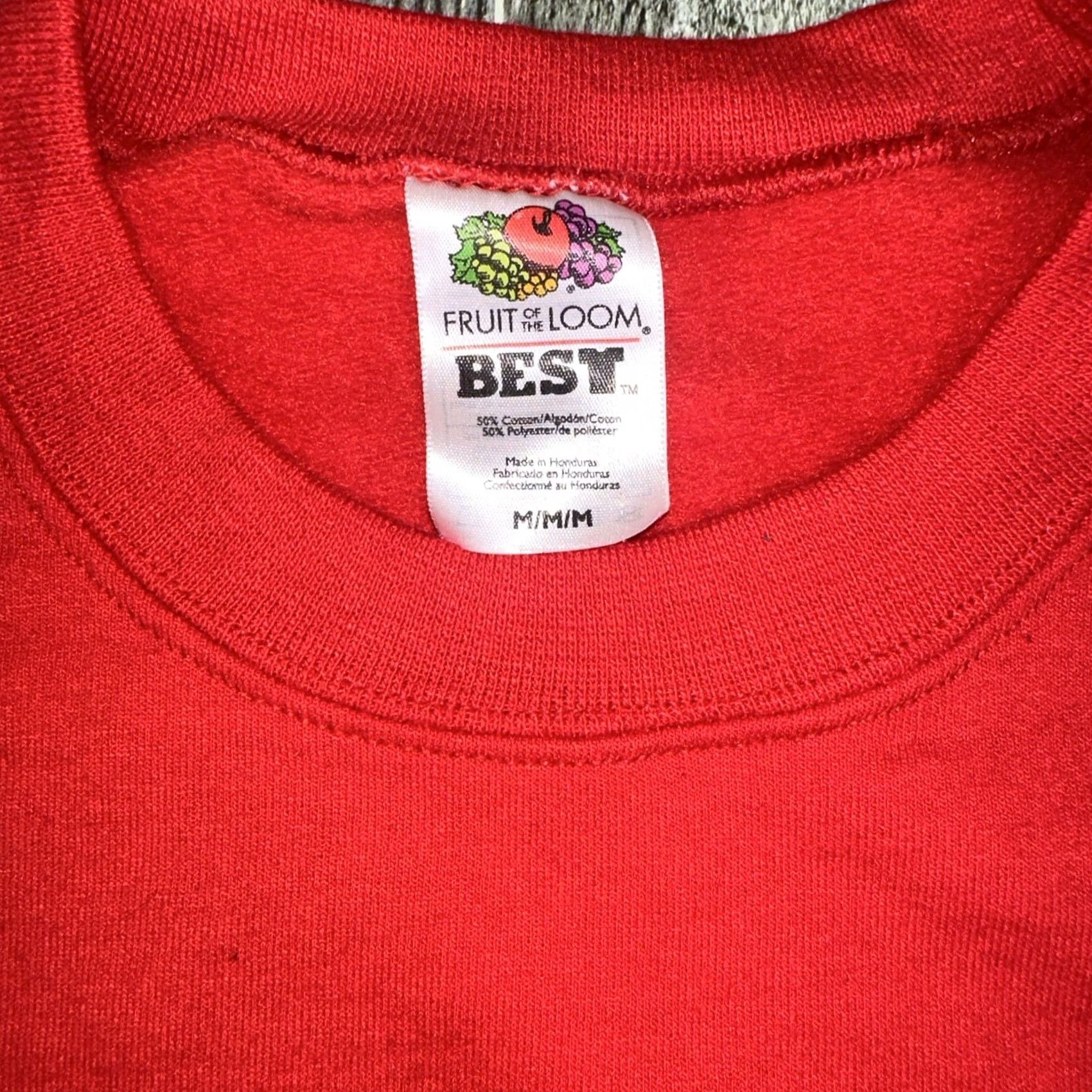 Fruit Of The Loom VINTAGE Fruit of the Loom Men’s Sweatshirt 90s Red Crewneck M Medium Pullover Boys Womens Size US M / EU 48-50 / 2 - 2 Thumbnail