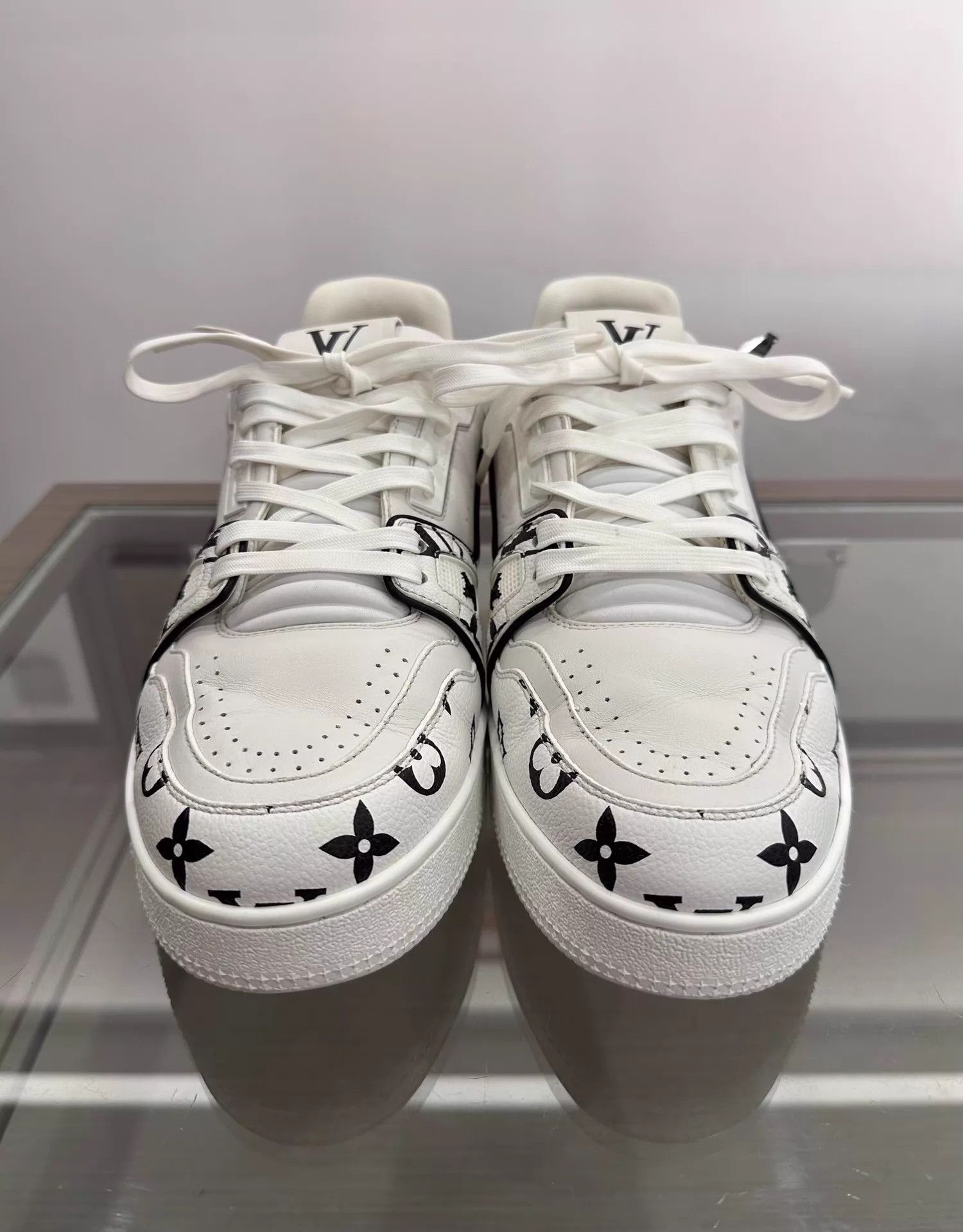 Louis Vuitton LV Men's AOP Black Monogram Trainer 40 EU 99 New Size US 7 / EU 40 - 3 Thumbnail