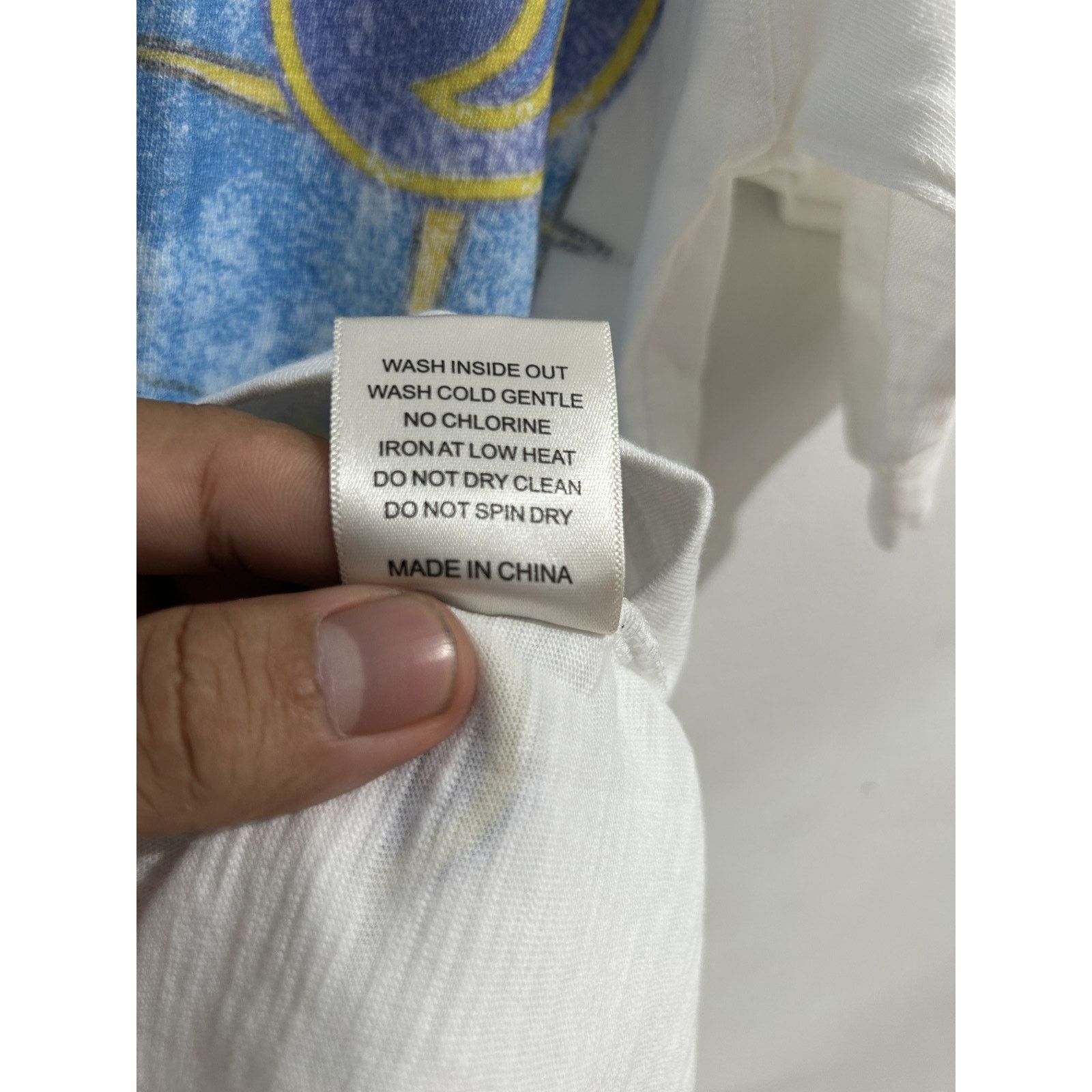 Vale VALE FOREVER FUTBALL TEE WHITE SIZE MEDIUM NEW Size US M / EU 48-50 / 2 - 3 Thumbnail