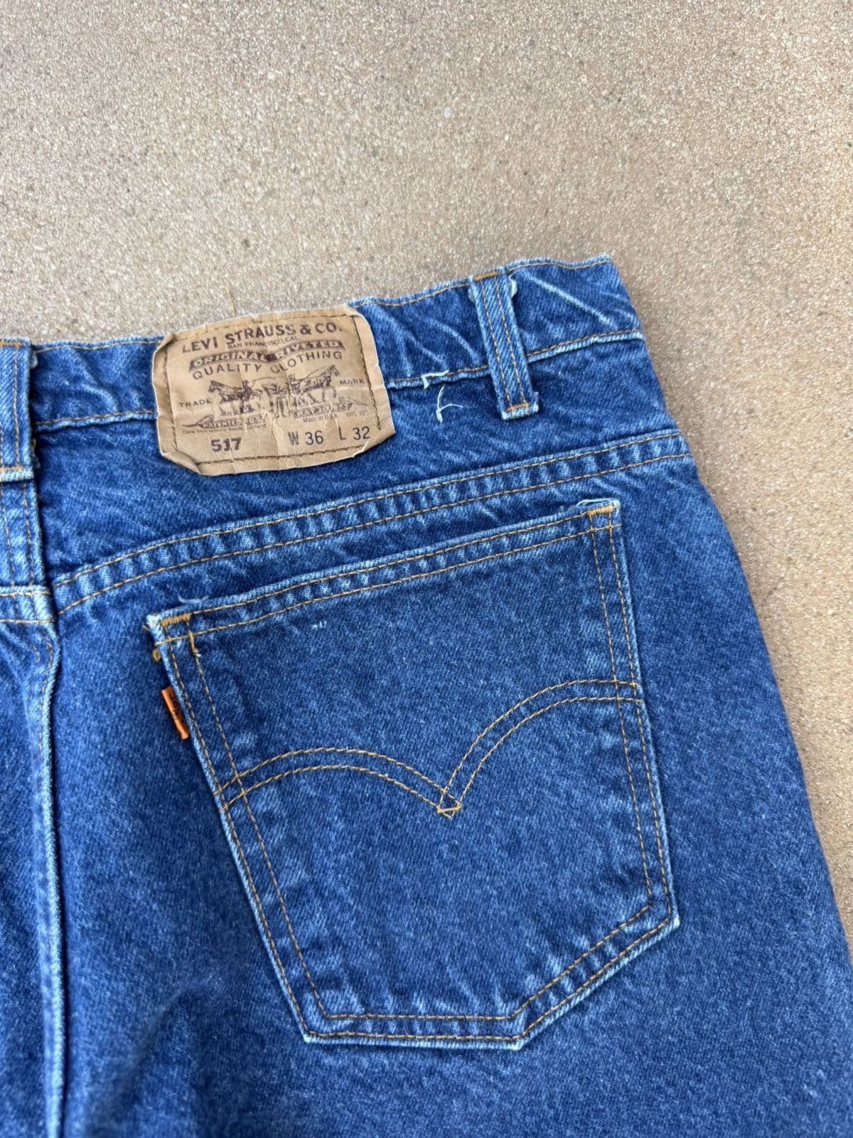 Levi's Vintage 90’s Levi’s 517 Orange Tab Bootcut Flare Jeans 35x30 Size US 35 - 8 Thumbnail