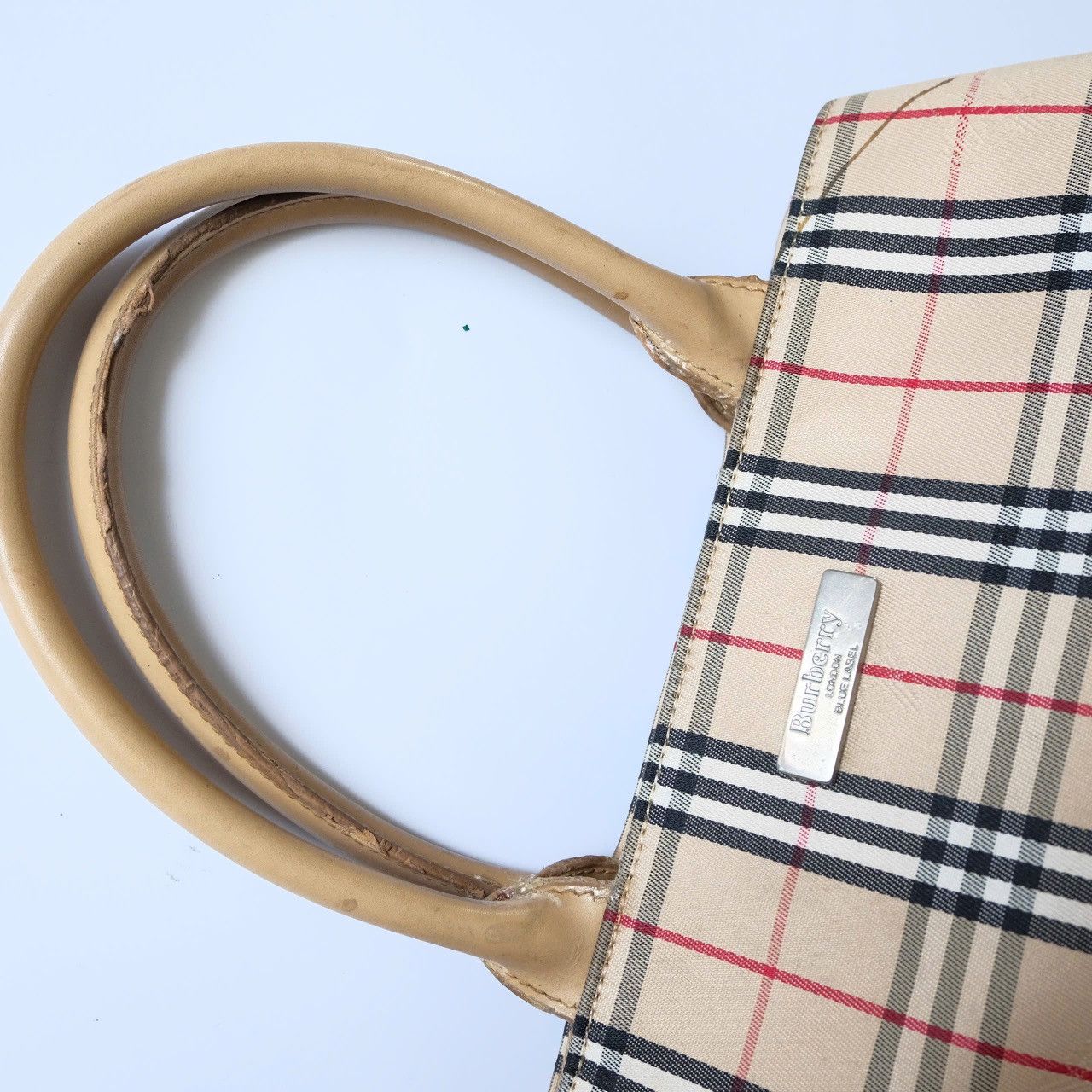 Burberry Burberry Nova Check Handbag Size ONE SIZE - 2 Thumbnail