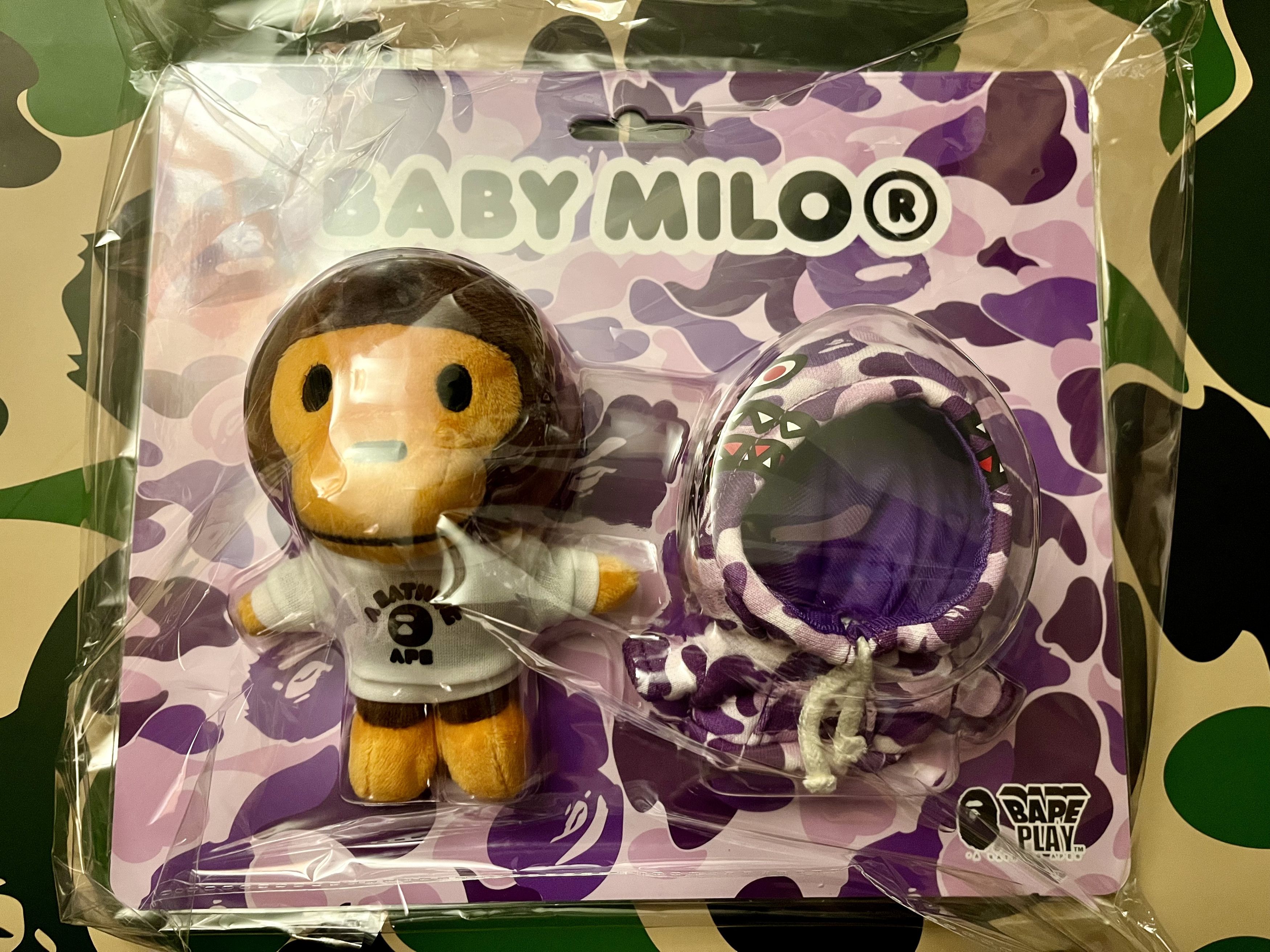 Bape BAPE TAIPEI 19th Anniversary Milo Shark Hoodie Keychain Size ONE SIZE - 2 Thumbnail