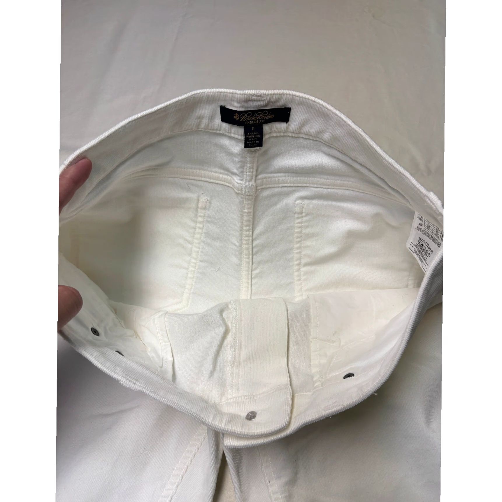 Brooks Brothers Brooks Brothers Natalie Fit White Corduroy Pants Womens 6 W32 L31 Size 28" / US 6 / IT 42 - 4 Thumbnail