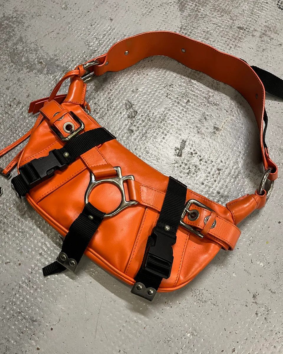 Dolce & Gabbana AW2003 Dolce & Gabbana Orange Leather Bondage Shoulder Bag Size ONE SIZE - 5 Thumbnail