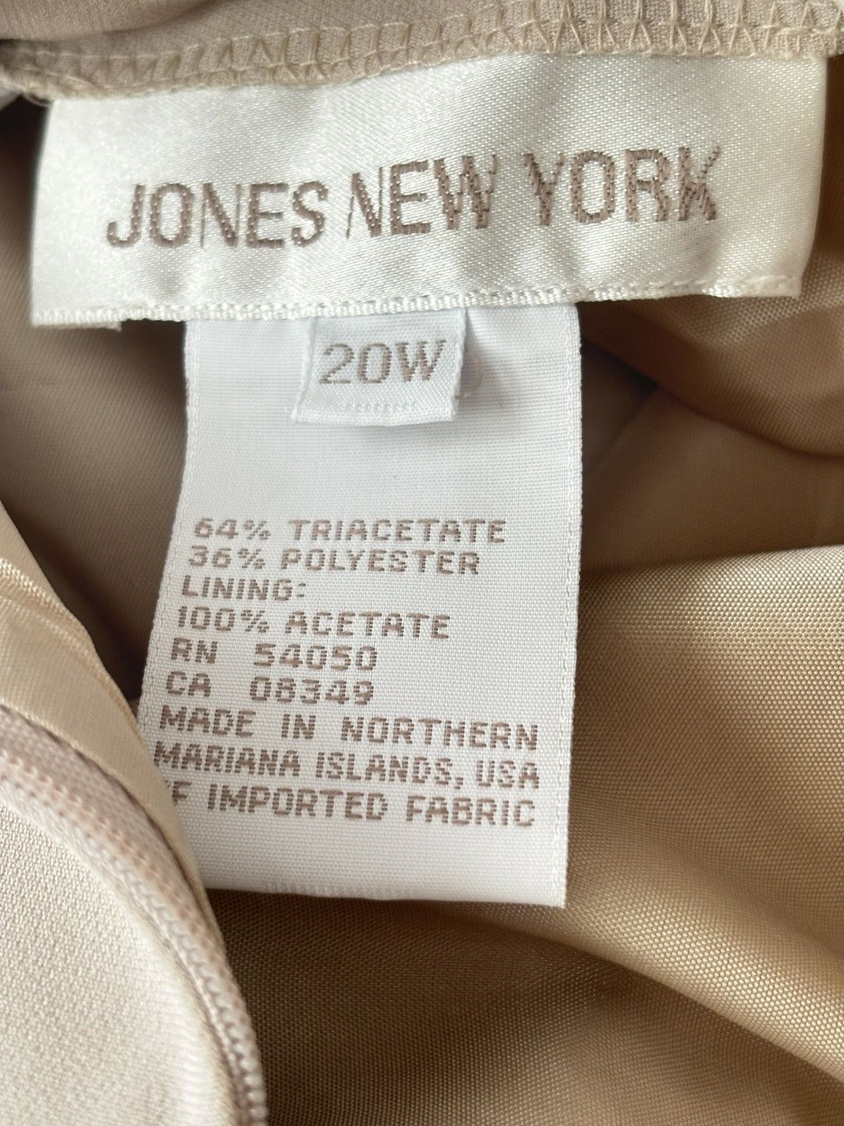 Jones New York Women’s cream dress Pants.wp1912 Size 42" / US 20 - 7 Thumbnail