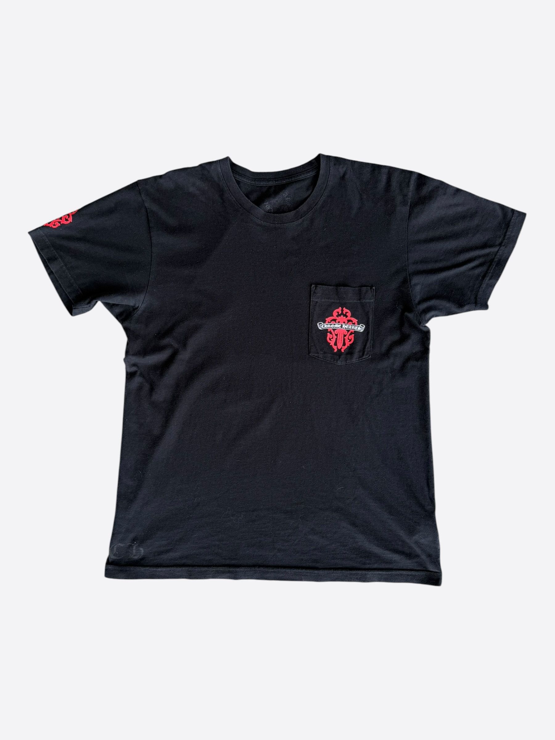 Chrome Hearts Chrome Hearts Black & Red Dagger Logo T-Shirt Size US L / EU 52-54 / 3 - 1 Thumbnail