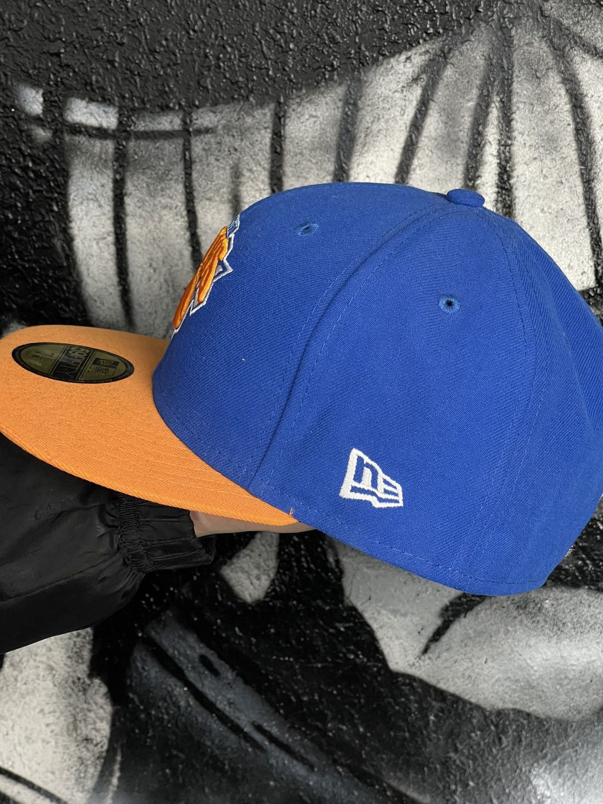 NBA Y2K Knicks NBA New York New Era SnapBack Cap Hat Size ONE SIZE - 8 Thumbnail