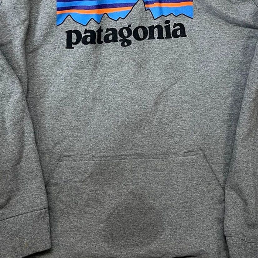 Patagonia Patagonia Hoodie Mens Gray Uprisal Hoody Sweatshirt Regular Fit P-6 Logo Size M Hoodie Mens Gray P-6 Logo 90s Event Theme Size US L / EU 52-54 / 3 - 3 Thumbnail