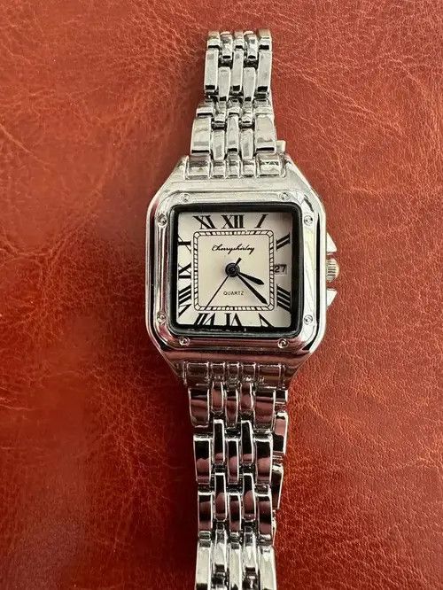 Other Vintage 90s vintage retro luxury style quartz silver watch Size ONE SIZE - 1 Thumbnail