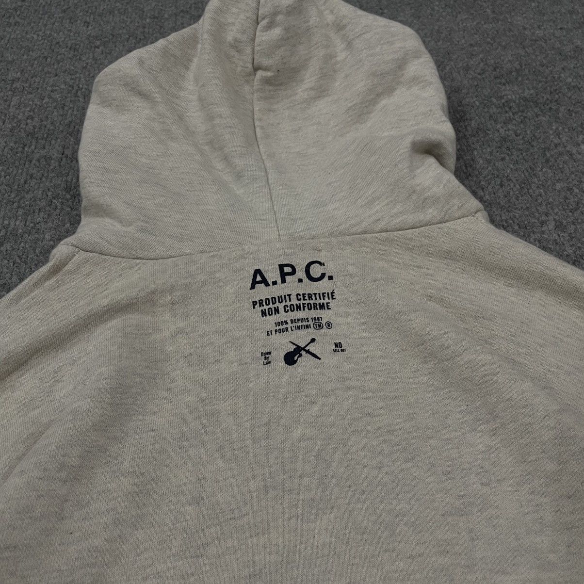 A.P.C. APC Cropped Pullover Hoodie Off White Small Logo Size US S / EU 44-46 / 1 - 7 Thumbnail