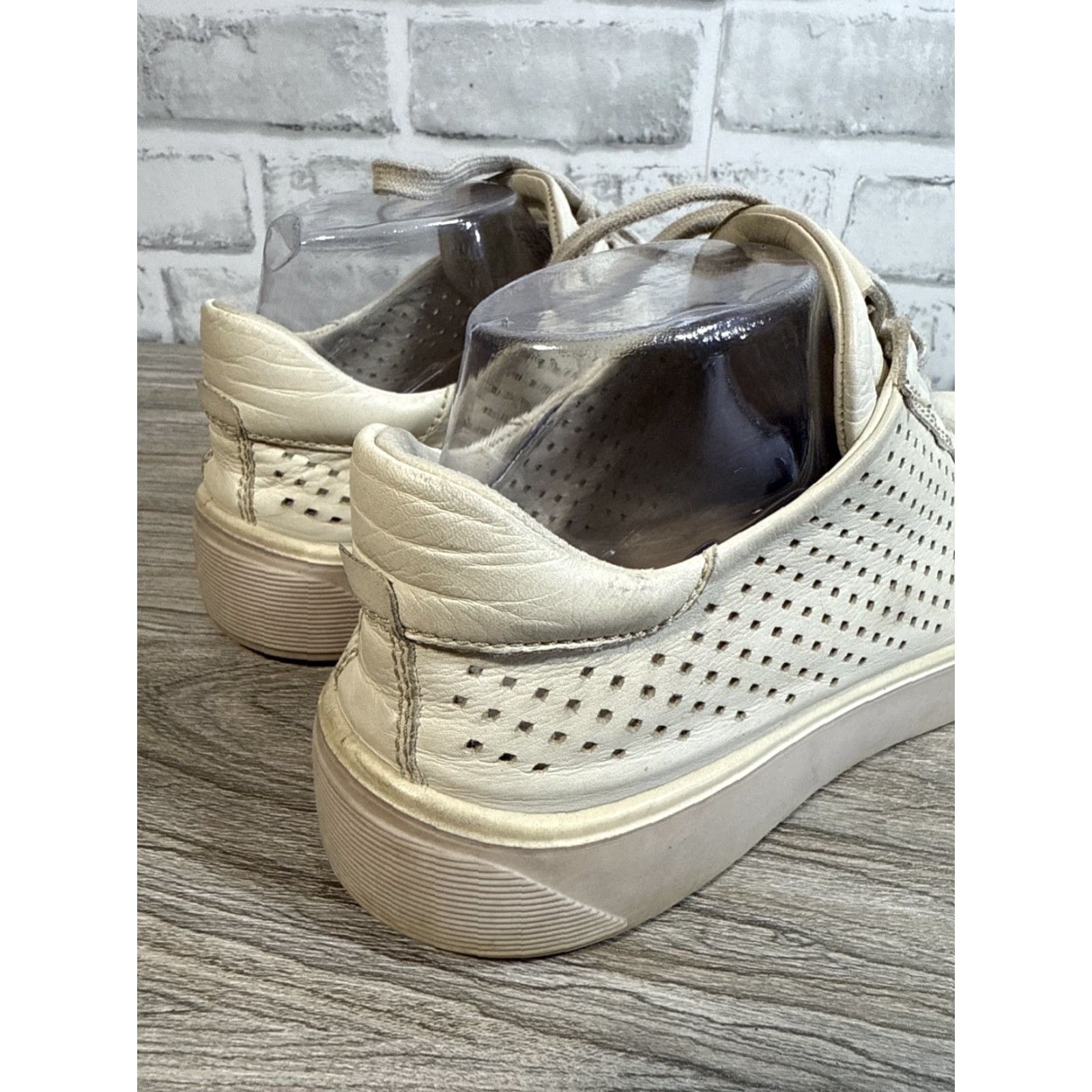 Ecco ECCO Street Tray Sneaker Women 8.5 US 39 EU Tan Leather Perforated Lightweight Cushioned Athletic Low Top Shoes Size US 9 / IT 39 - 4 Thumbnail