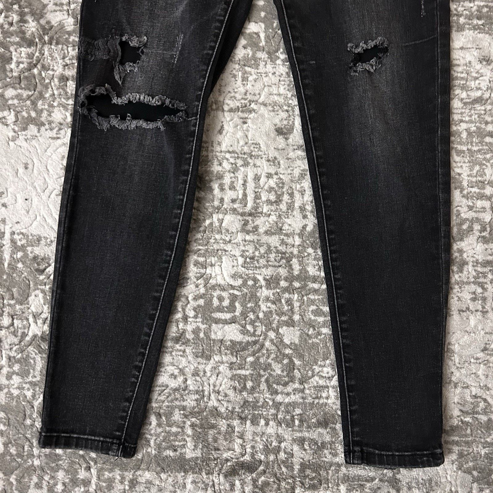 Other Risen Jeans Black Vintage Washed Skinny Distressed size 9/29 Size 29" - 2 Thumbnail