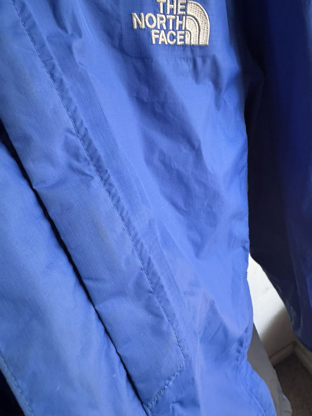 The North Face Vintage The North Face Hyvent Shell Jacket Blue Size US L / EU 52-54 / 3 - 17 Thumbnail