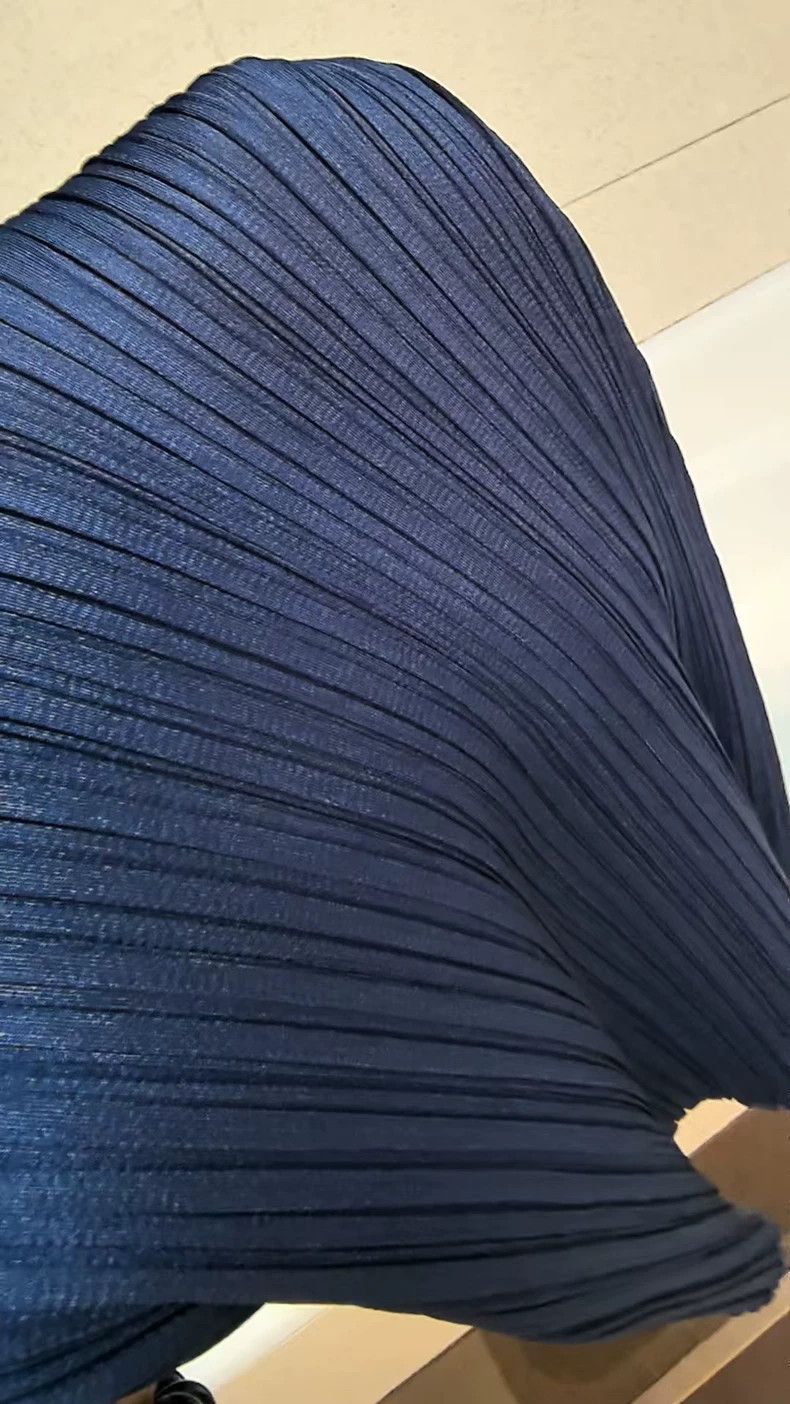 Issey Miyake Issey Miyake size:3 Navy blue pleated dress Size S / US 4 / IT 40 - 3 Thumbnail