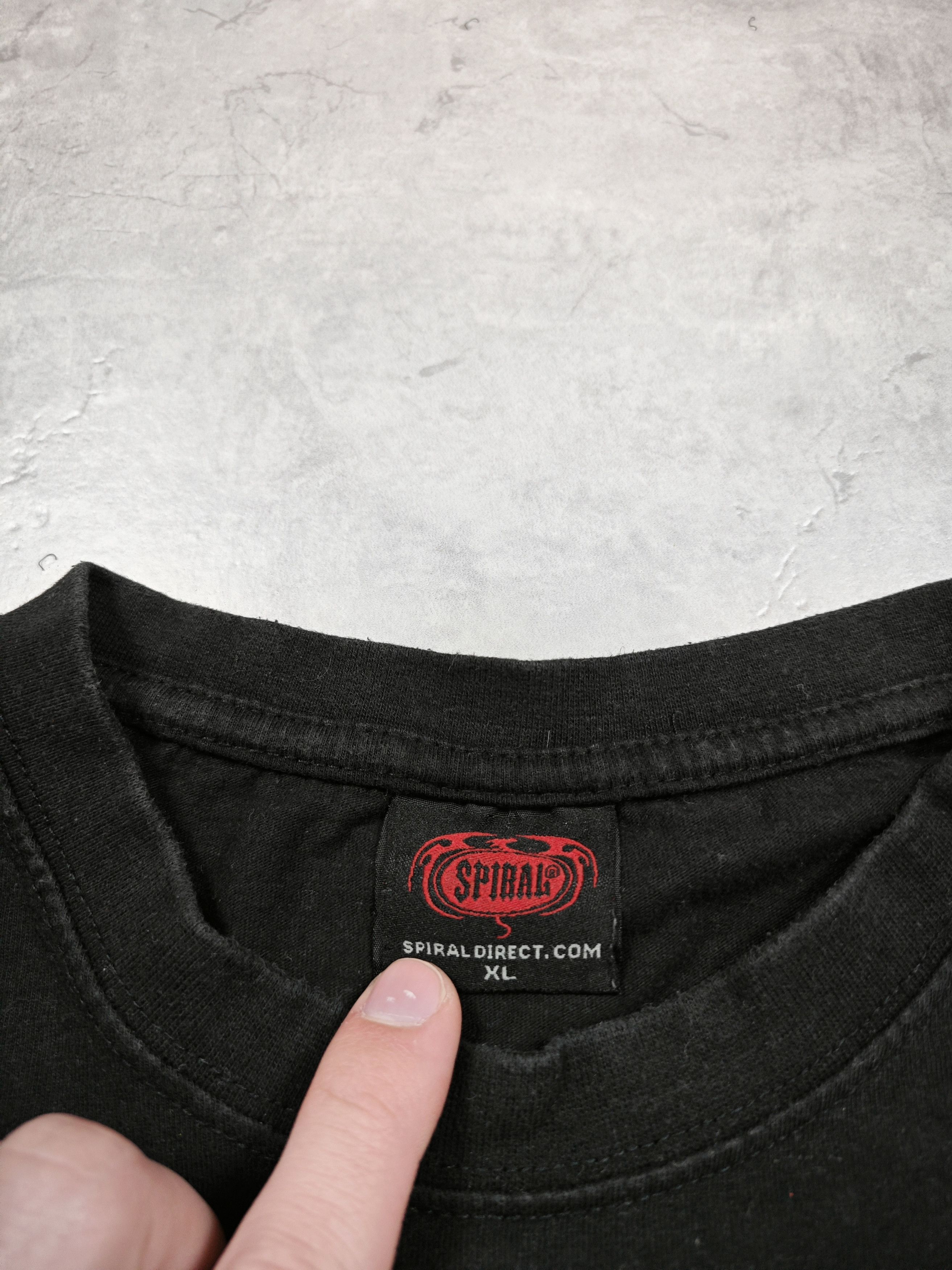 Vintage Spiral vintage t shirt Size US XL / EU 56 / 4 - 3 Thumbnail