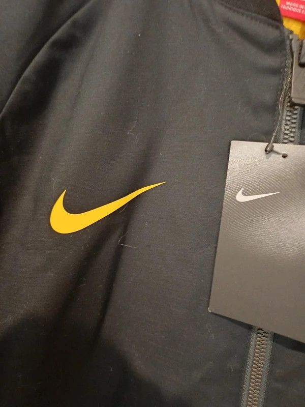Nike New Nike LA Lakers Kobe Bryant Basketball Jacket - Size M Size US M / EU 48-50 / 2 - 6 Thumbnail