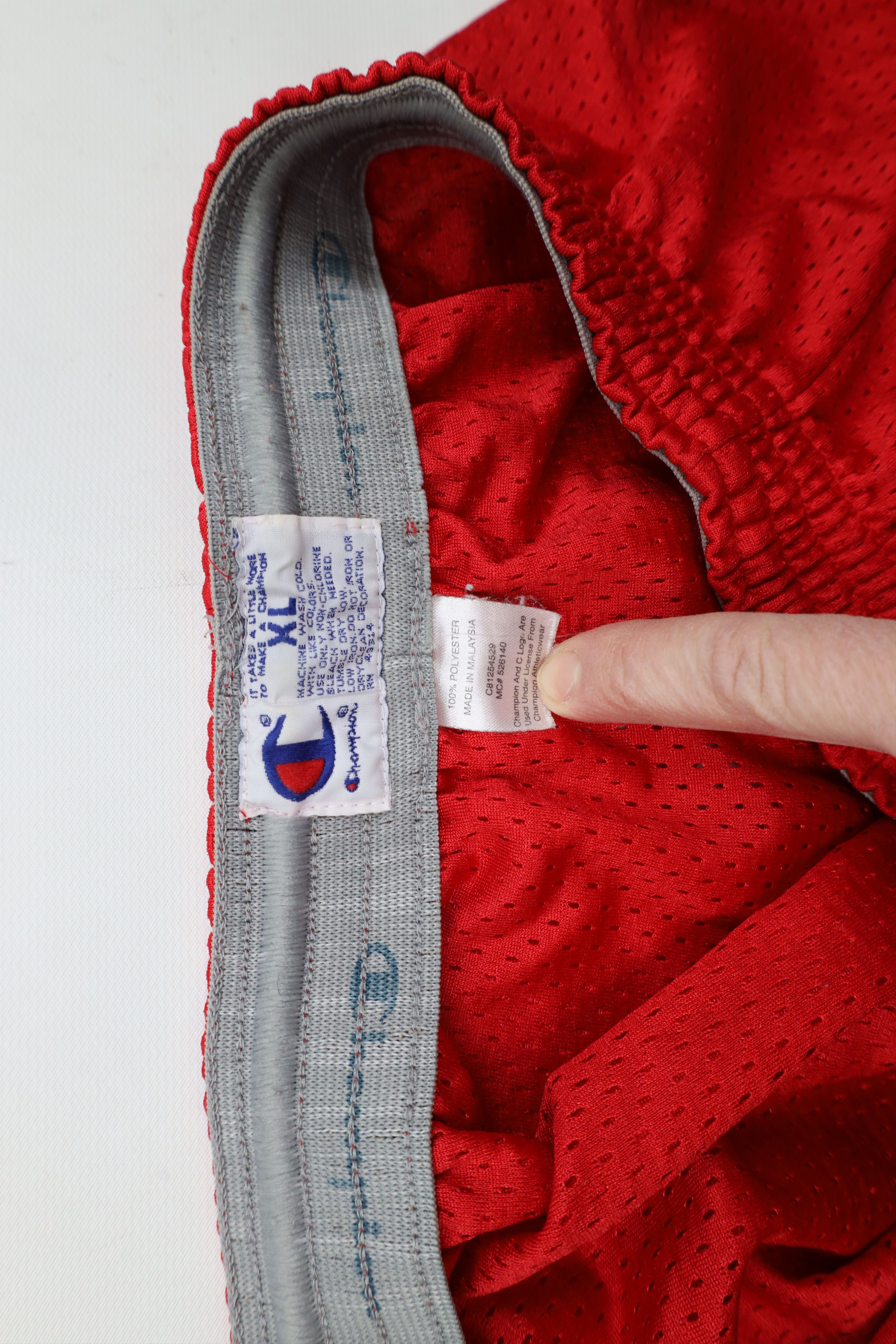 Champion Vintage 90s Champion Miami Ohio Above Knee Mesh Shorts Red Size US 36 / EU 52 - 8 Thumbnail