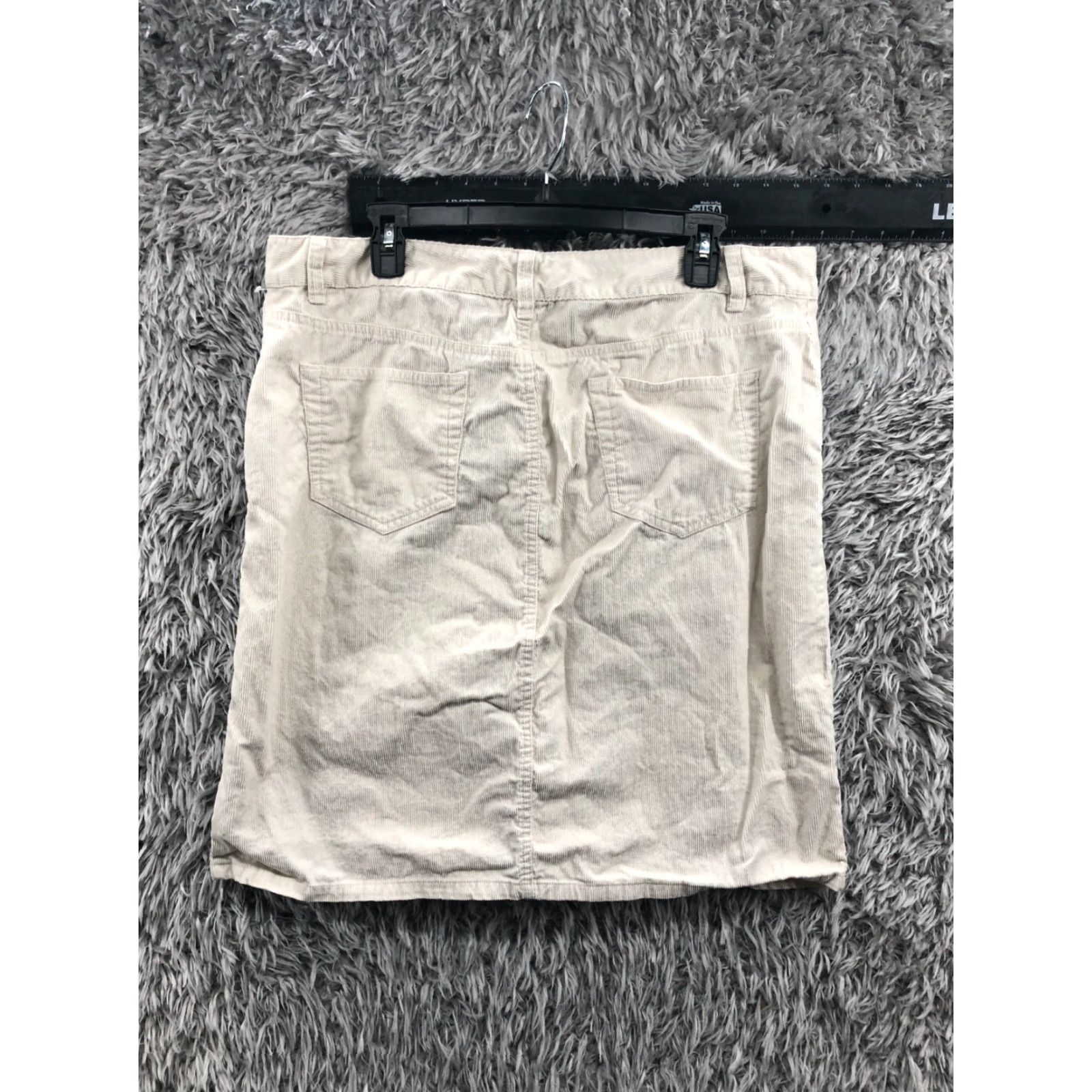 Old Navy Old Navy Skirt Womens Size 16 Beige Knee Length Straight & Pencil Size 38" / US 16 / IT 52 - 5 Thumbnail
