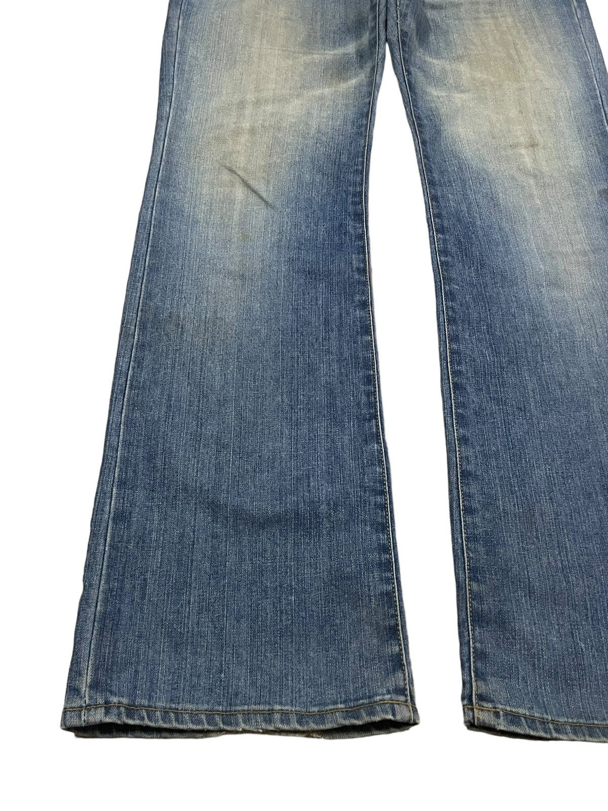 Jun Takahashi Vintage Y2K Japanese Brand Uniqlo Blue Wash Bootcut Jeans Size US 32 / EU 48 - 3 Thumbnail