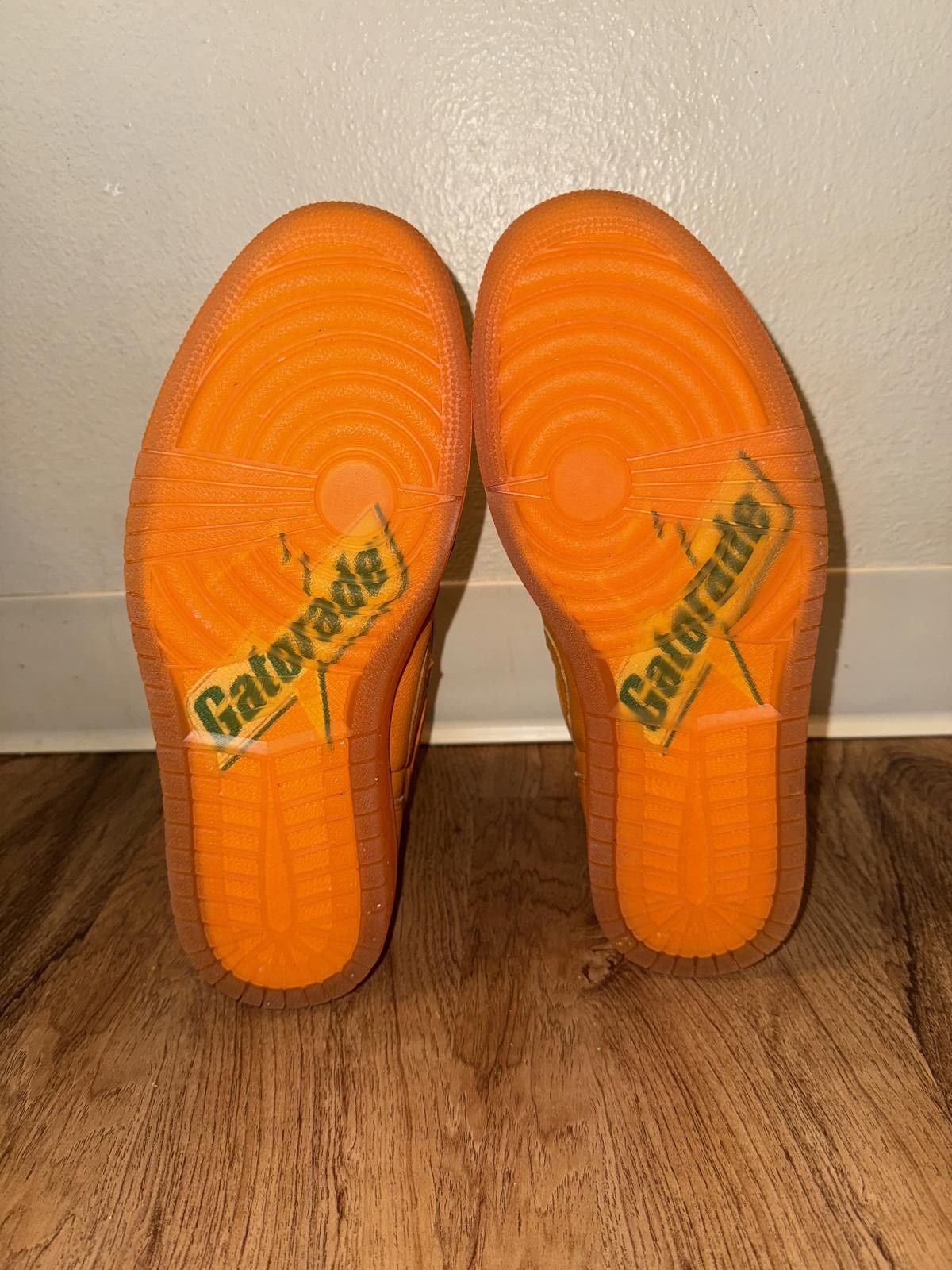 Nike Jordan 1 Retro High Gatorade Orange Peel Size US 11 / EU 44 - 5 Thumbnail