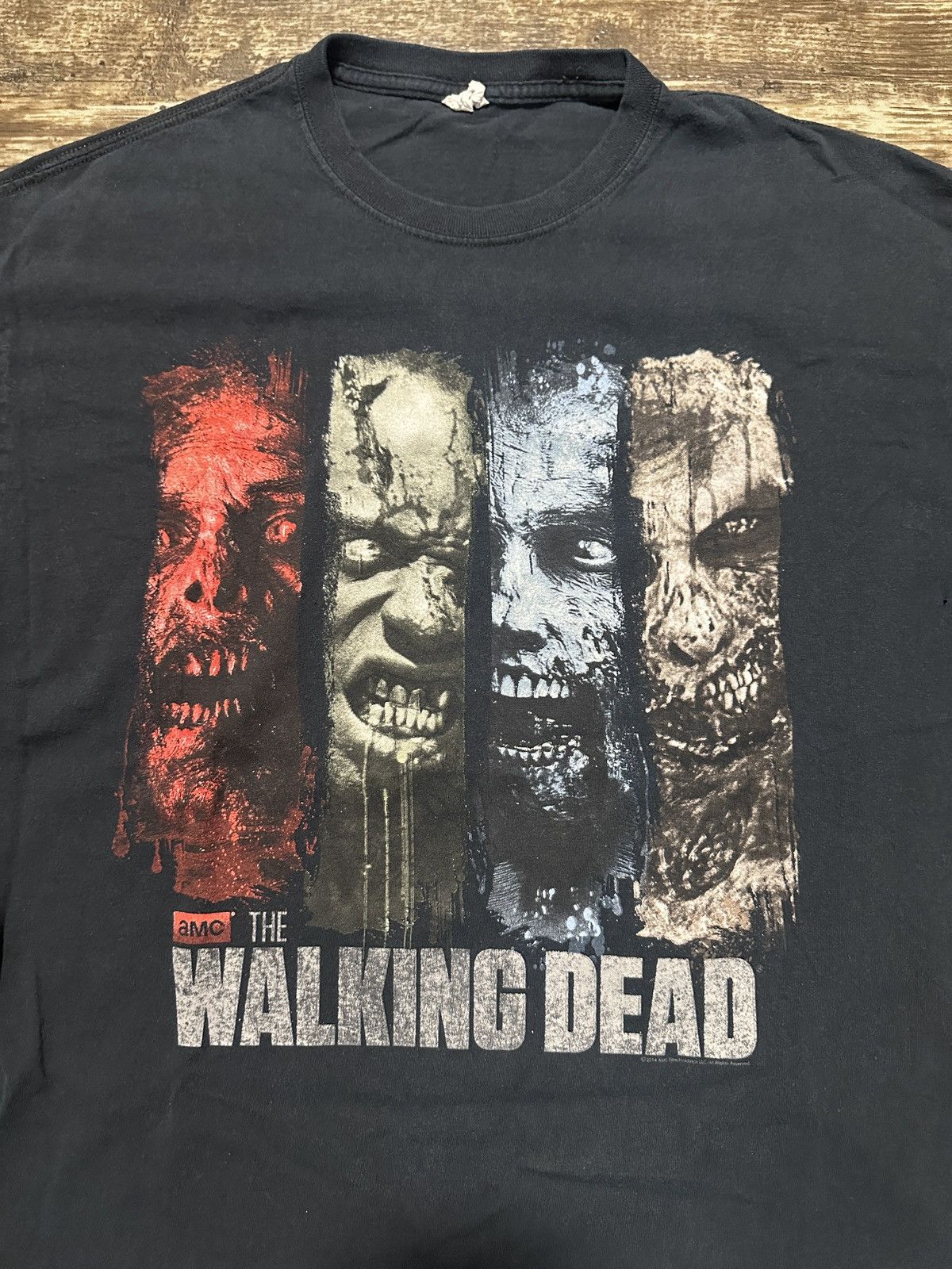 Vintage The Walking Dead T-Shirt Size US XL / EU 56 / 4 - 1 Thumbnail