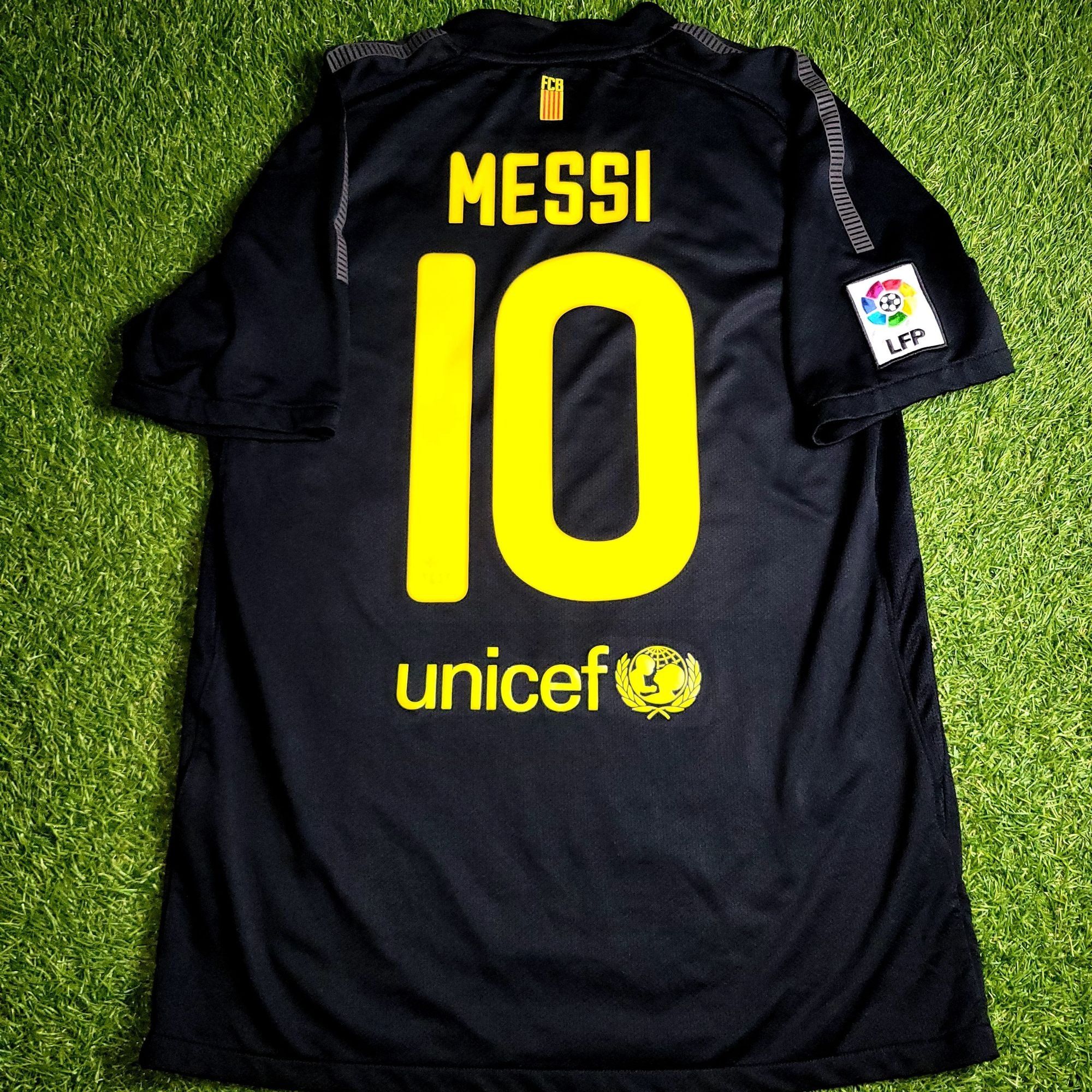 Nike Messi Barcelona 2011 2012 Away Soccer Jersey Shirt M Size US M / EU 48-50 / 2 - 1 Thumbnail