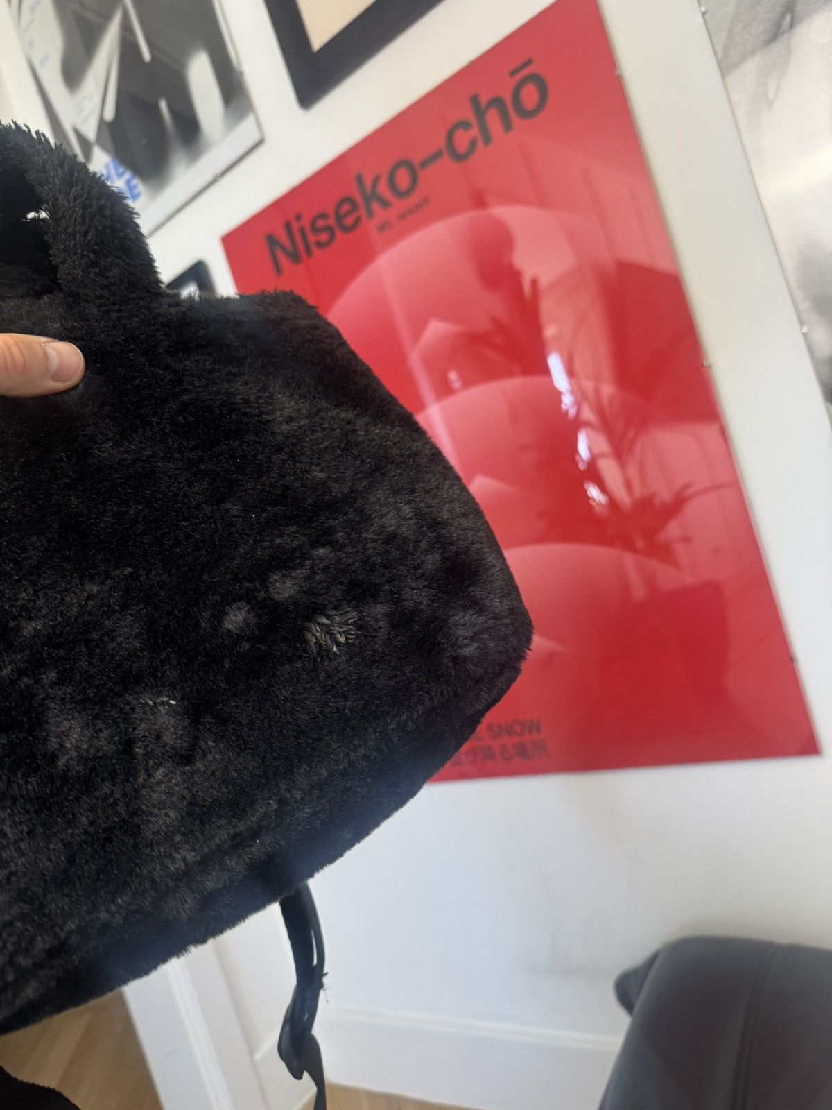 Puma Vintage Y2k Puma Bag Black White Fuzzy Fur Avant Garde Hype Size ONE SIZE - 6 Thumbnail