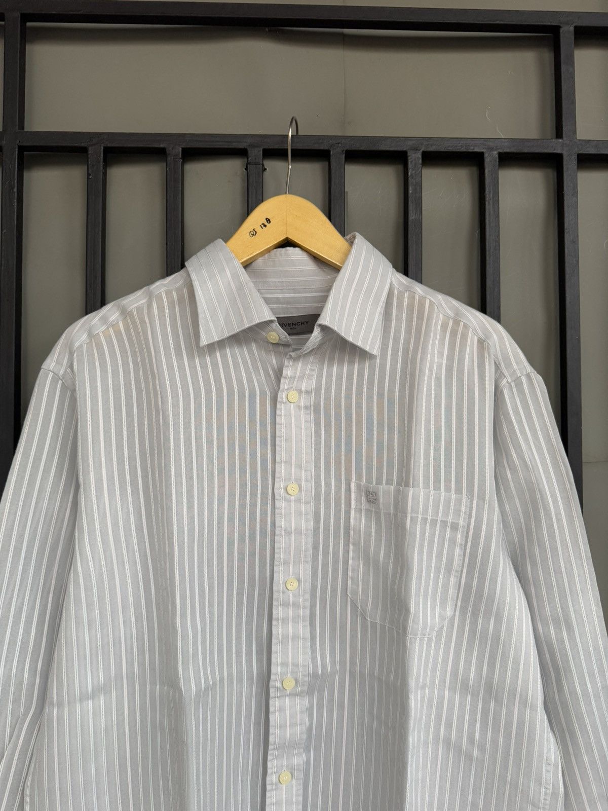 Givenchy GIVENCHY MEN STRIPE LONG SHIRT Size US XL / EU 56 / 4 - 2 Thumbnail