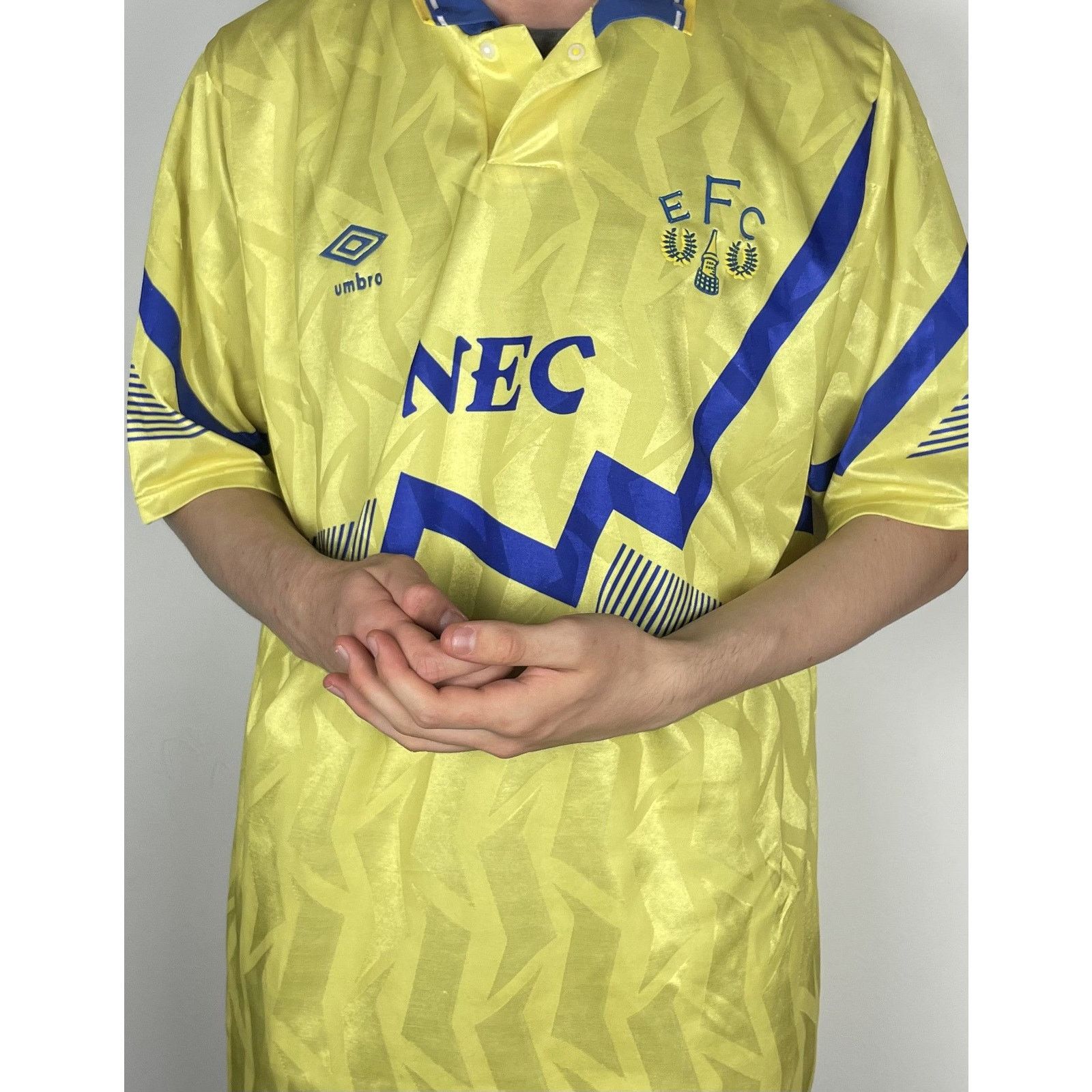 Umbro × Vintage Vintage Umbro Men's Yellow Everton F.C. Football Jersey XL Size US XL / EU 56 / 4 - 2 Thumbnail