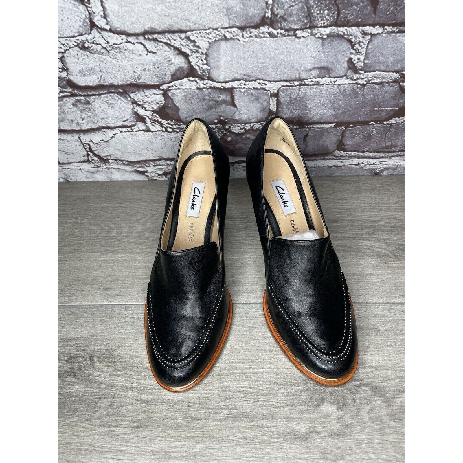 Clarks Clarks Plus Cushion Black Leather Almond High Heeled Shoes W Size US 7.5 / IT 37.5 - 18 Thumbnail