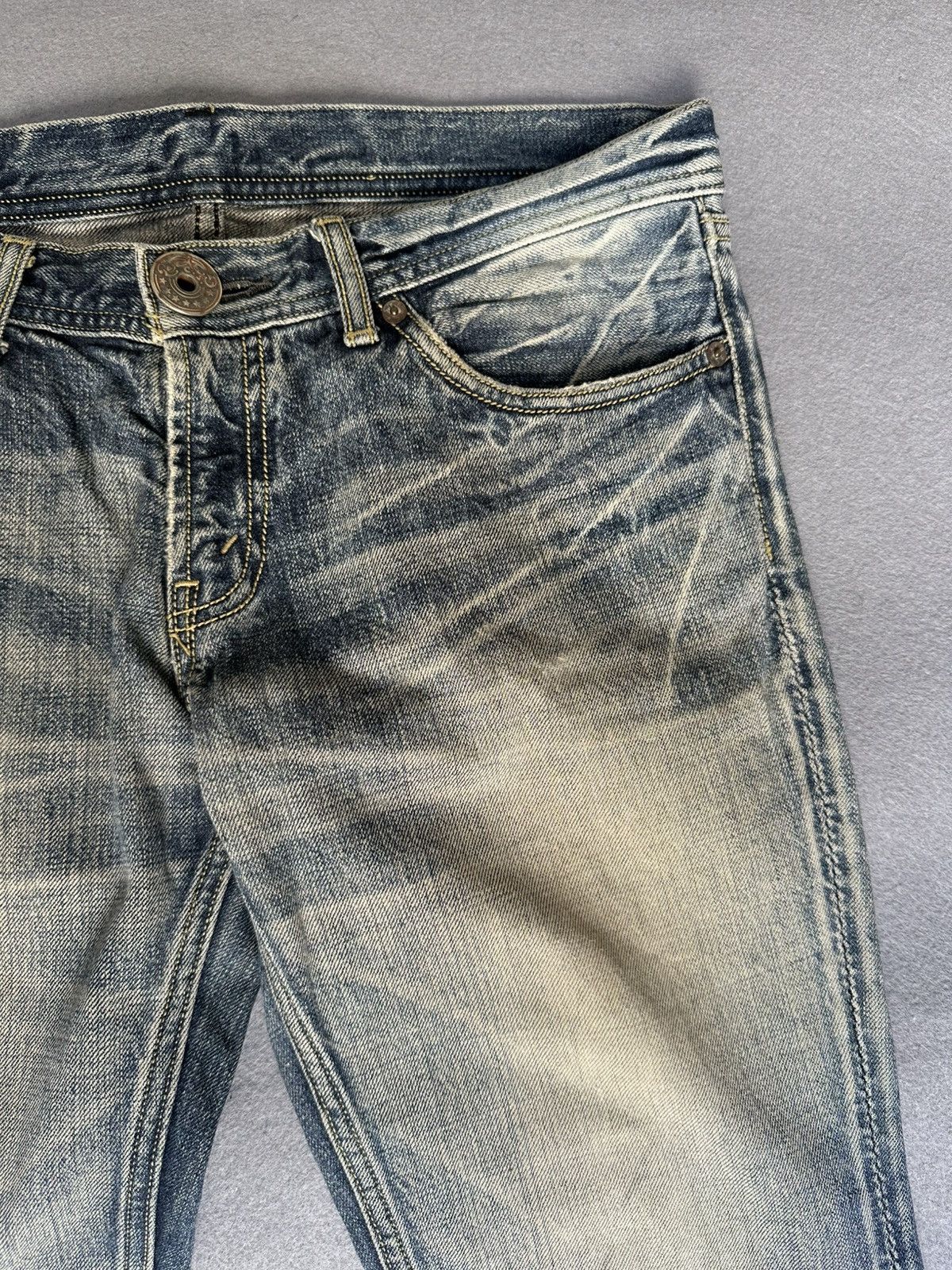 Japanese Brand Rodeo Crowns Japan Blue Faded Distressed Denim Size US 31 - 10 Thumbnail