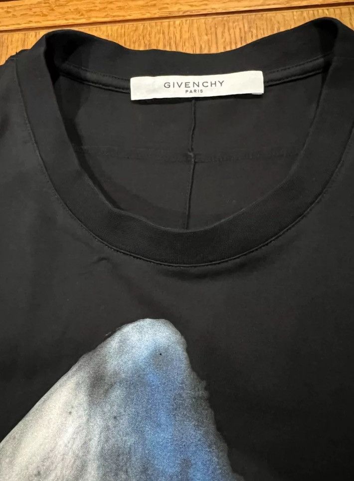 Givenchy Givenchy Shark Short Sleeve2412-Nextarrow Size US L / EU 52-54 / 3 - 4 Thumbnail