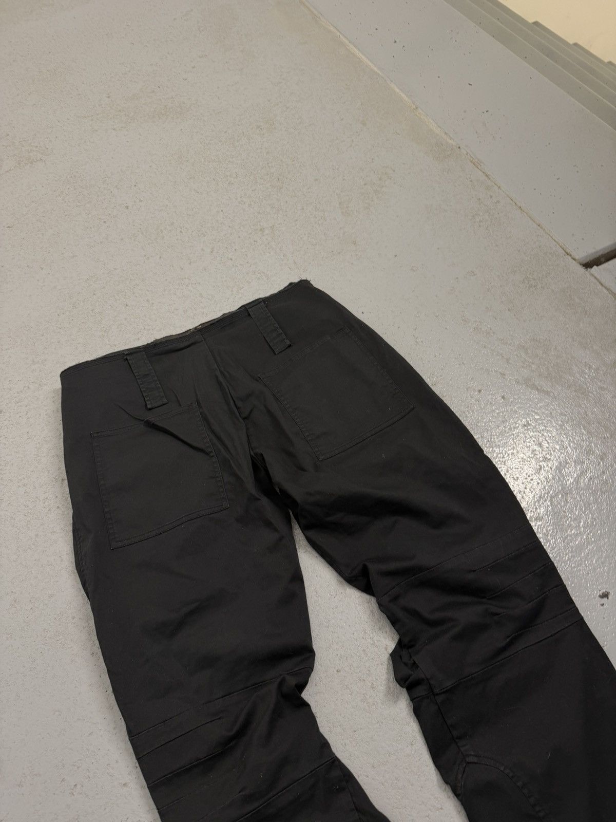 Marithe + Francois Girbaud Marithe Francois Girbaud Bondage Multipocket Pants Size US 32 / EU 48 - 14 Thumbnail