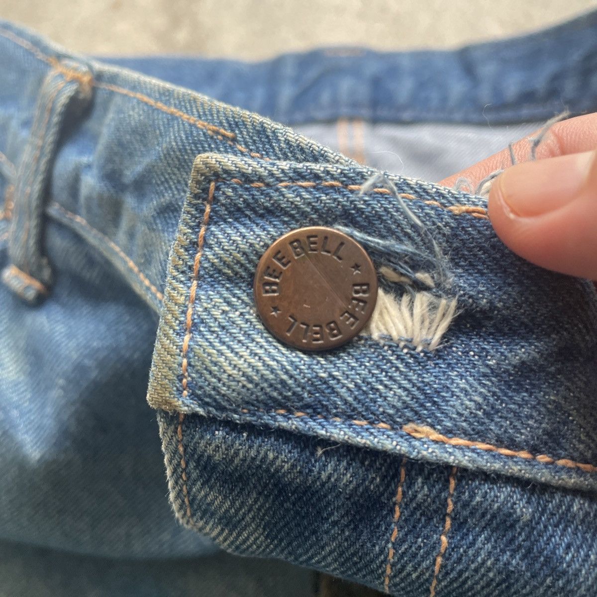 Japanese Brand Vintage Bee Bell Japan RUSTY Faded Jeans Denim Pants W35 Size US 35 - 6 Thumbnail