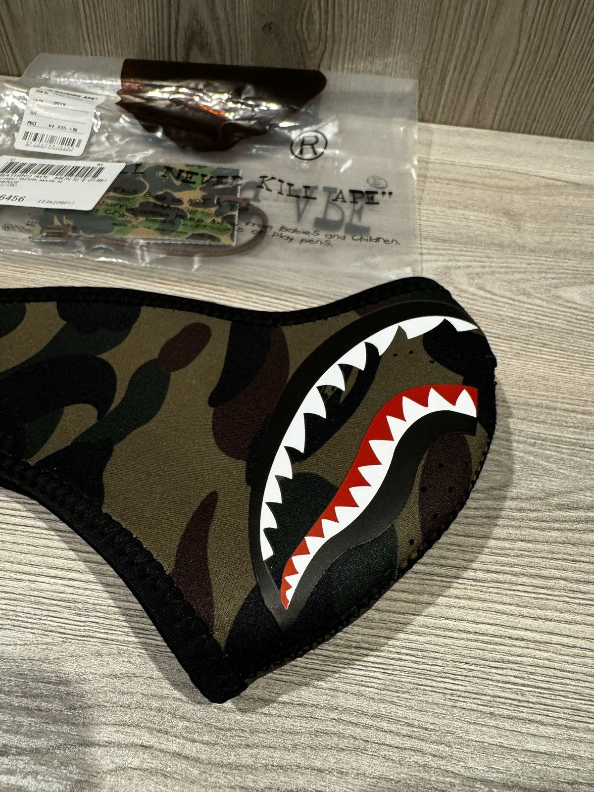 Bape Bathing ape BAPE 1st camo shark mask facemask new neoprene Size ONE SIZE - 2 Thumbnail