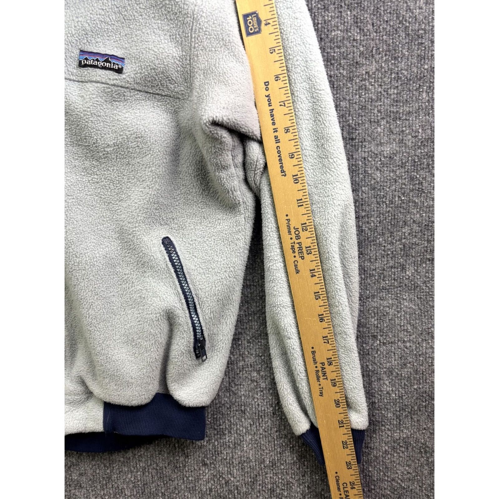 Patagonia VINTAGE Patagonia Jacket Gray Small Full Zip Pile Fleece Bomber USA Made Pocket Zippered Pockets Winter Mens Short 80s Size US S / EU 44-46 / 1 - 4 Thumbnail