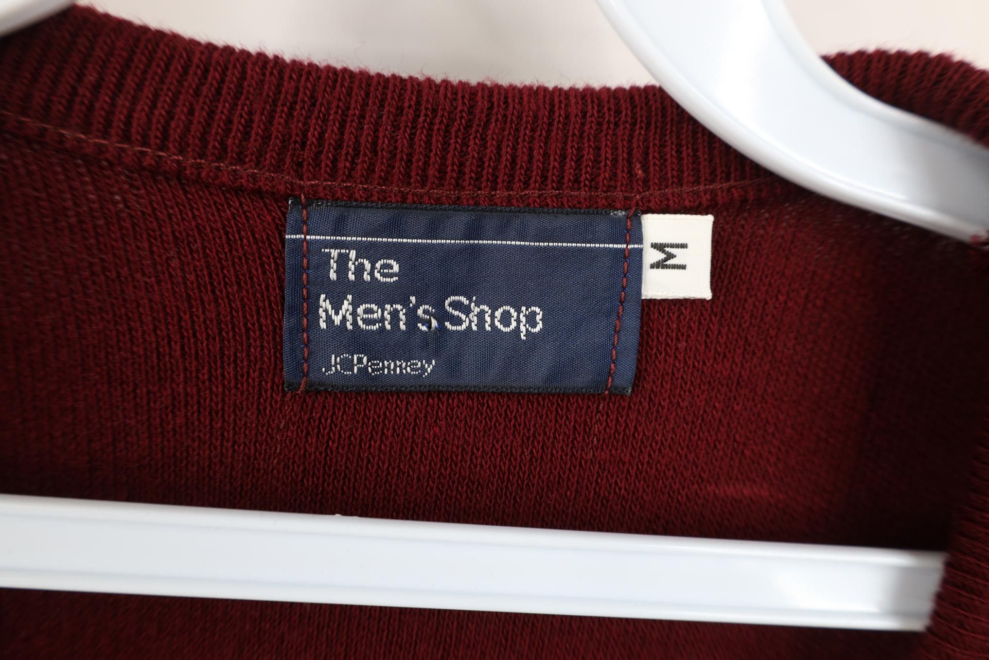 Vintage Vintage 70s Streetwear V-Neck Sweater Vest Burgundy Red Size US M / EU 48-50 / 2 - 4 Thumbnail