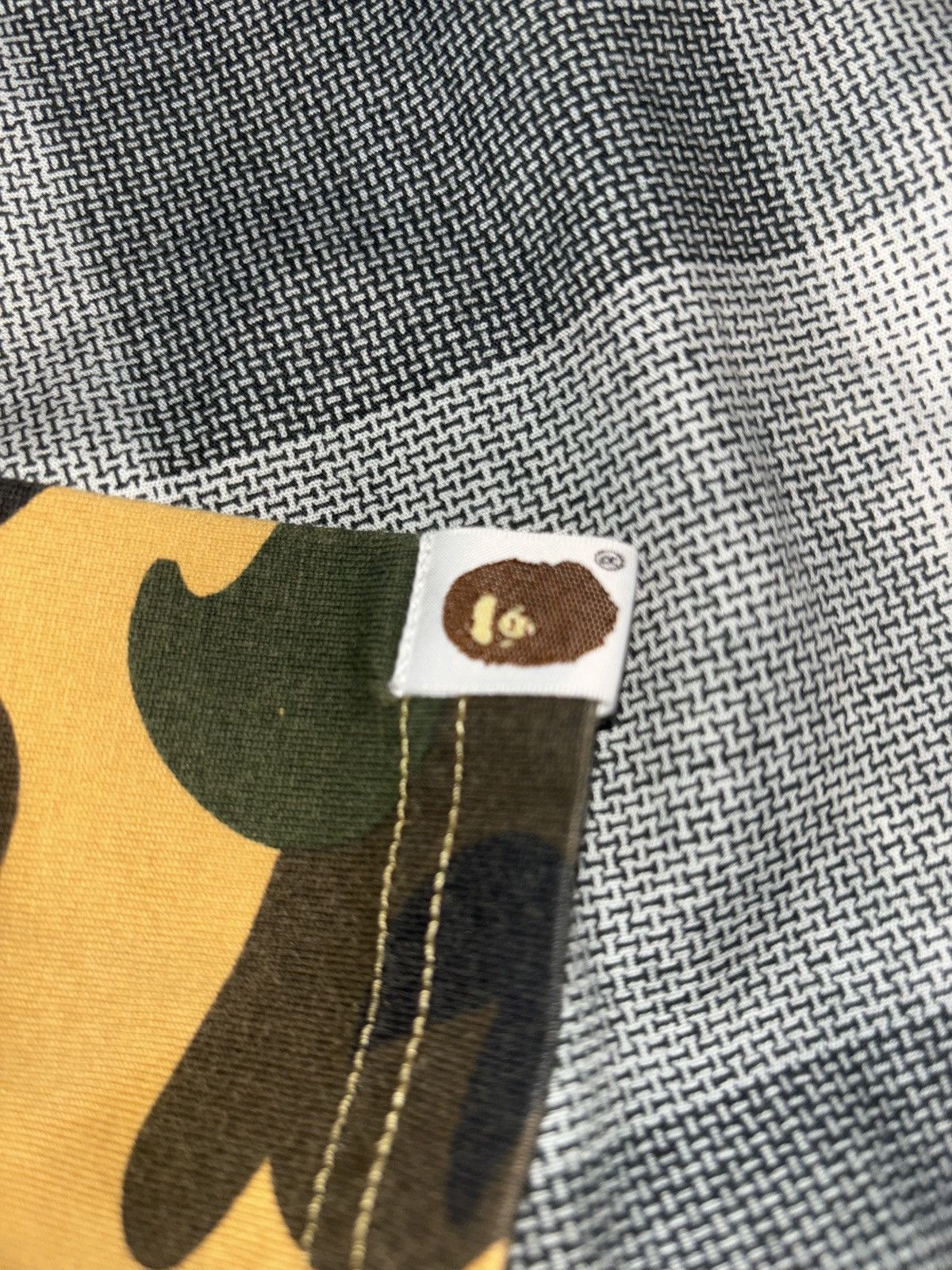Bape 1st Camo Shark Tee Size US L / EU 52-54 / 3 - 5 Thumbnail