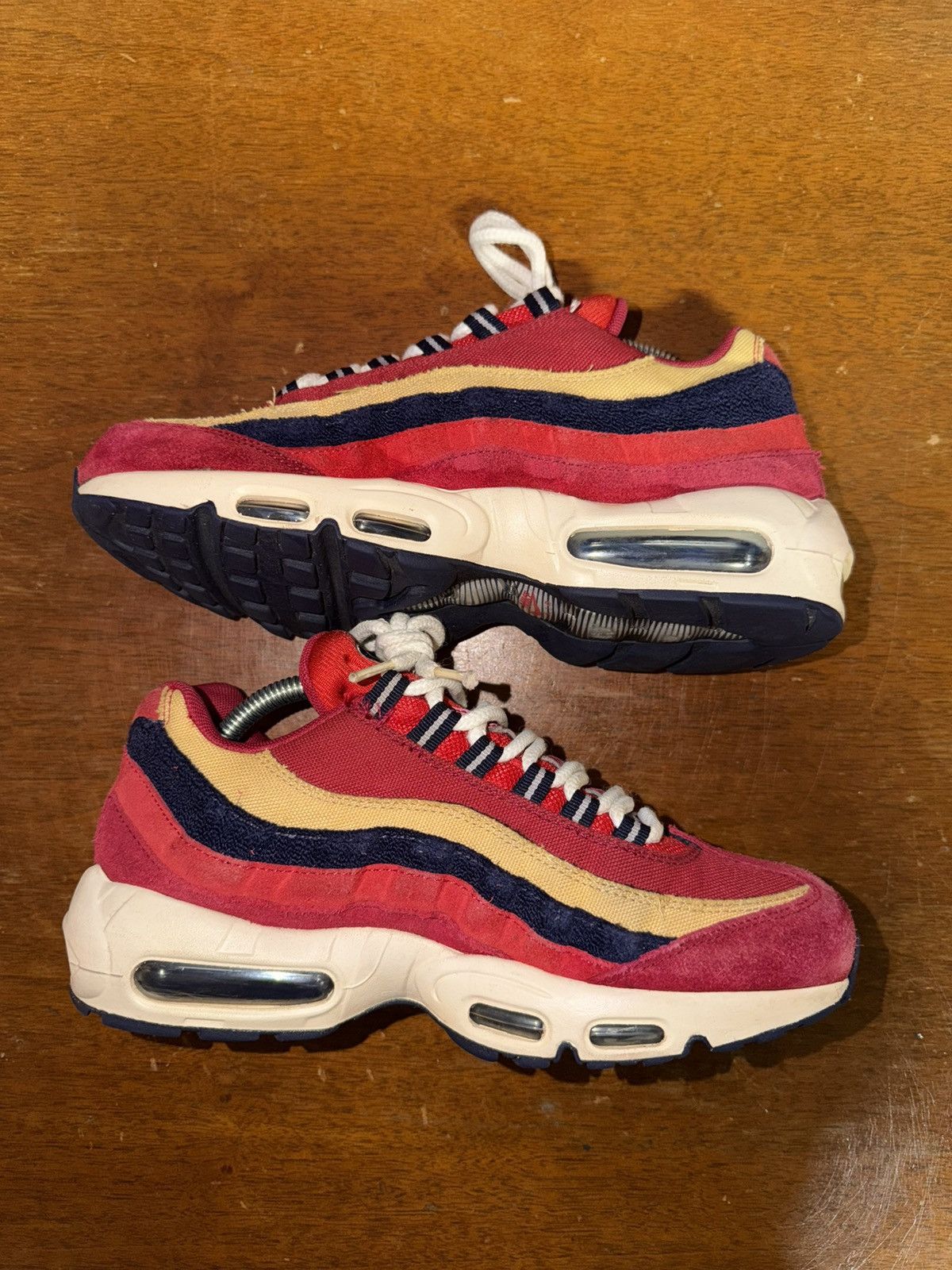 Nike Nike Air Max 95 Premium Red Crush size 8 Size US 8 / EU 41 - 2 Thumbnail