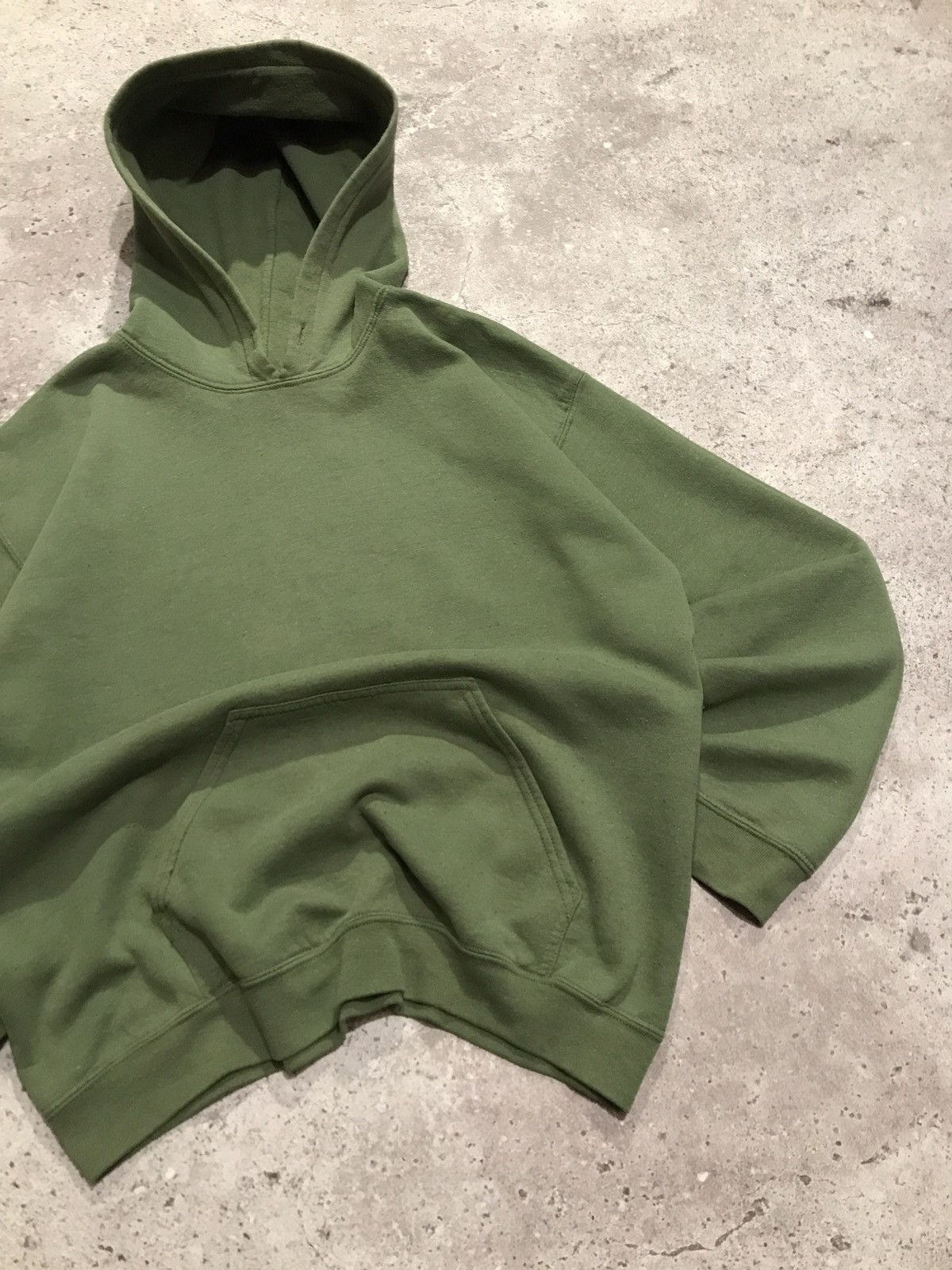 Vintage Vintage Y2K Boxy Hoodie Gildan Olive M Size US M / EU 48-50 / 2 - 2 Thumbnail