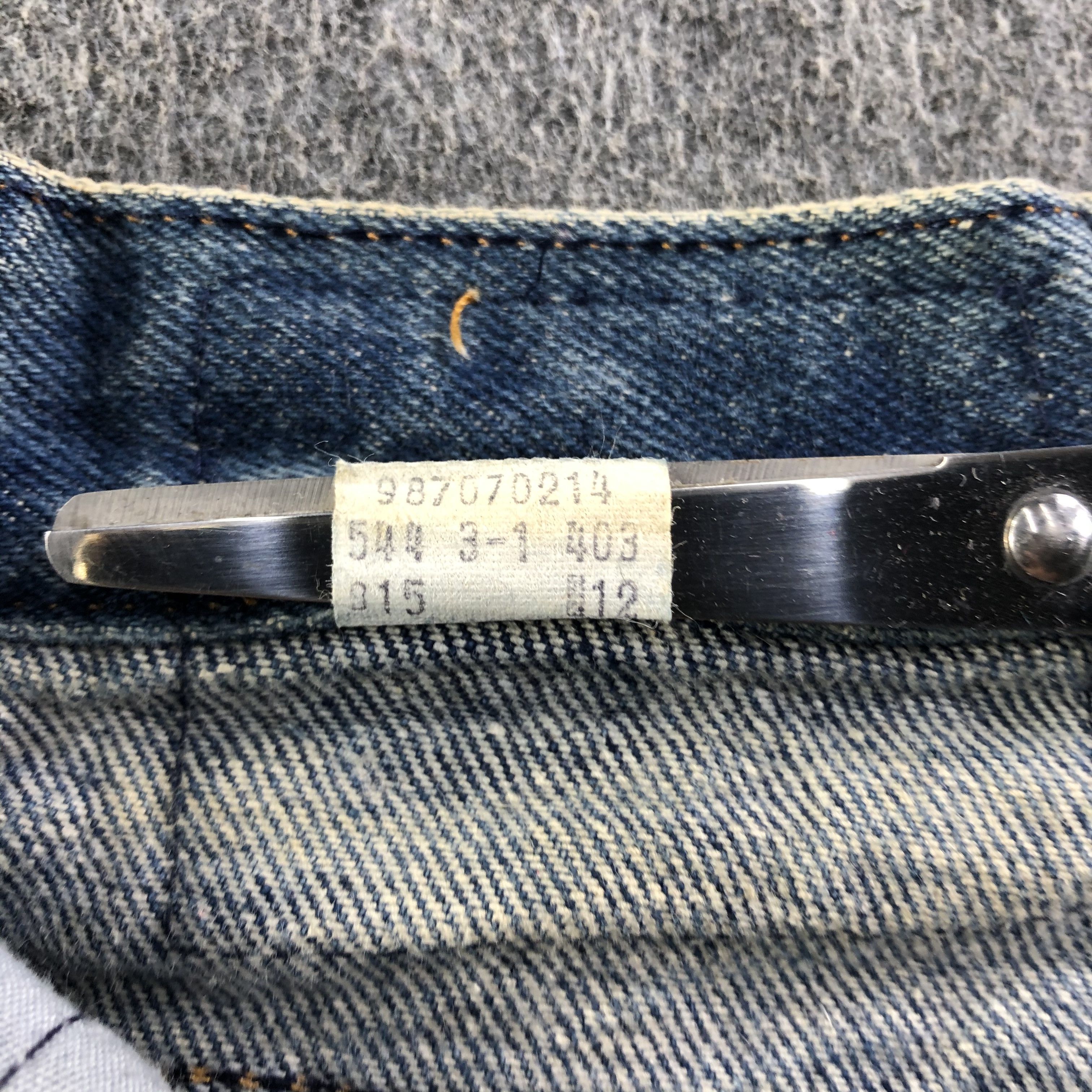 Levi's × Vintage Vintage Blue Wash Levis Skirt-J4068 Size 28" / US 6 / IT 42 - 9 Thumbnail